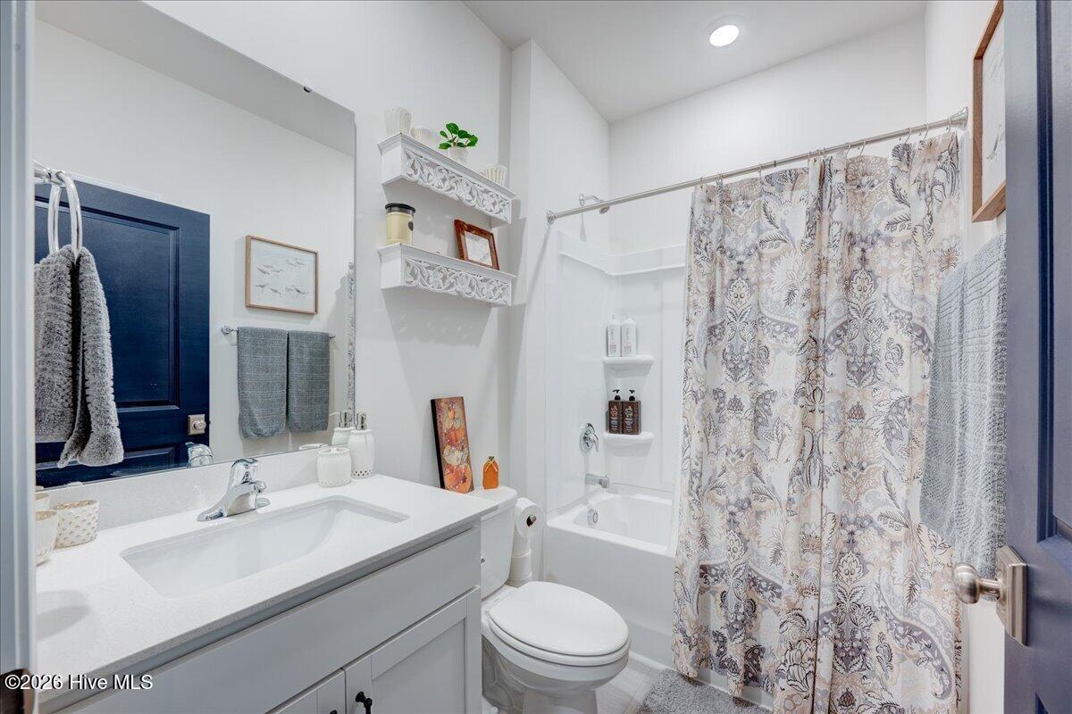 2010 Montford Drive Property Photo 14