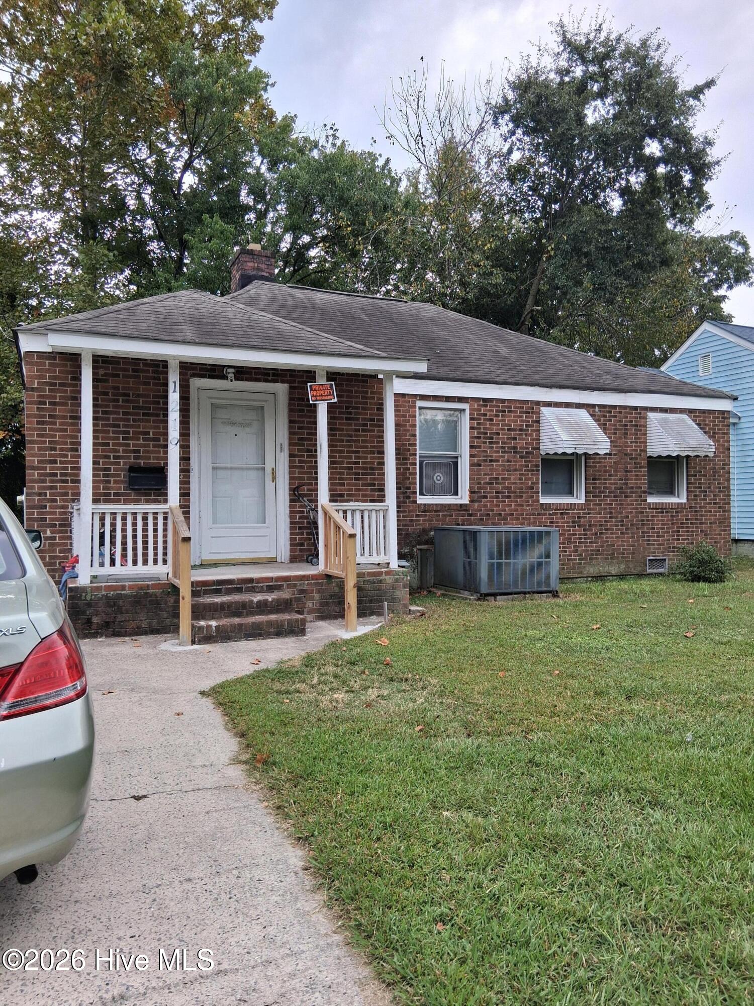 1219 Davenport Street Property Photo 1