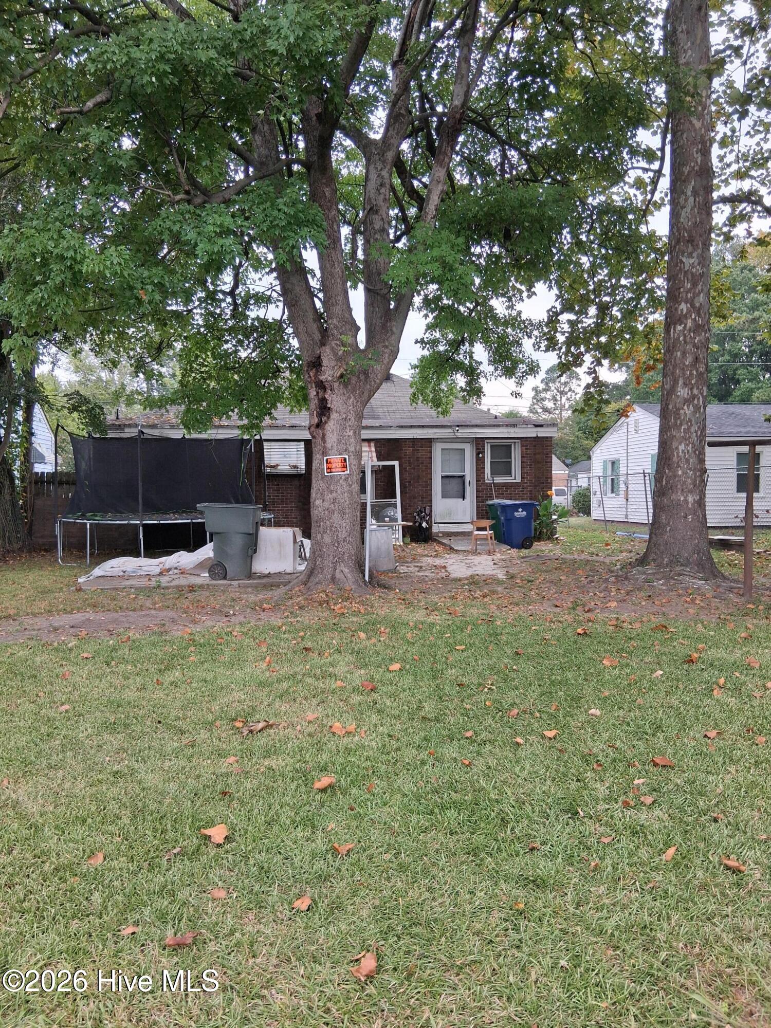 1219 Davenport Street Property Photo 3