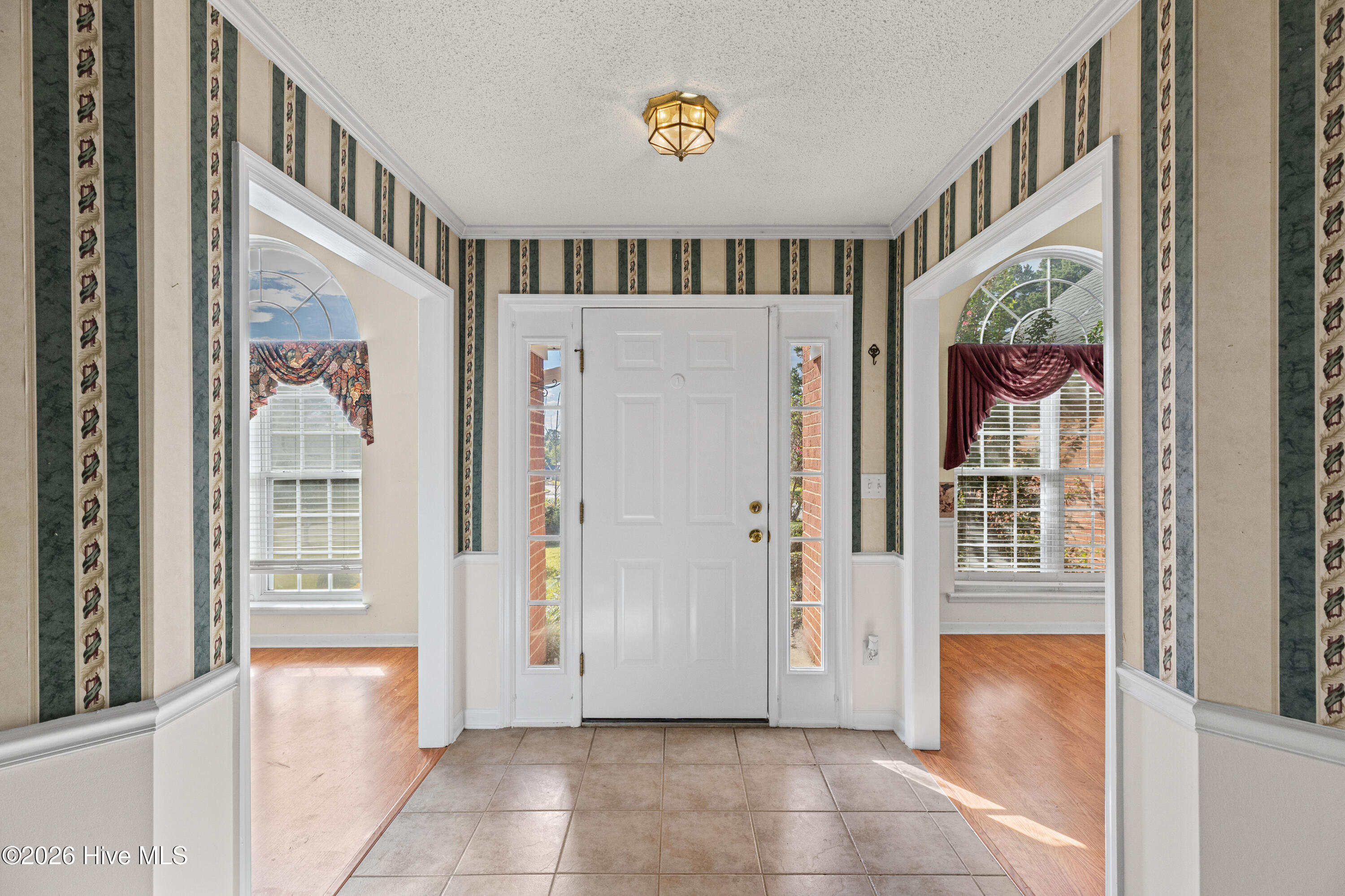 5010 Farmstone Court Property Photo 4