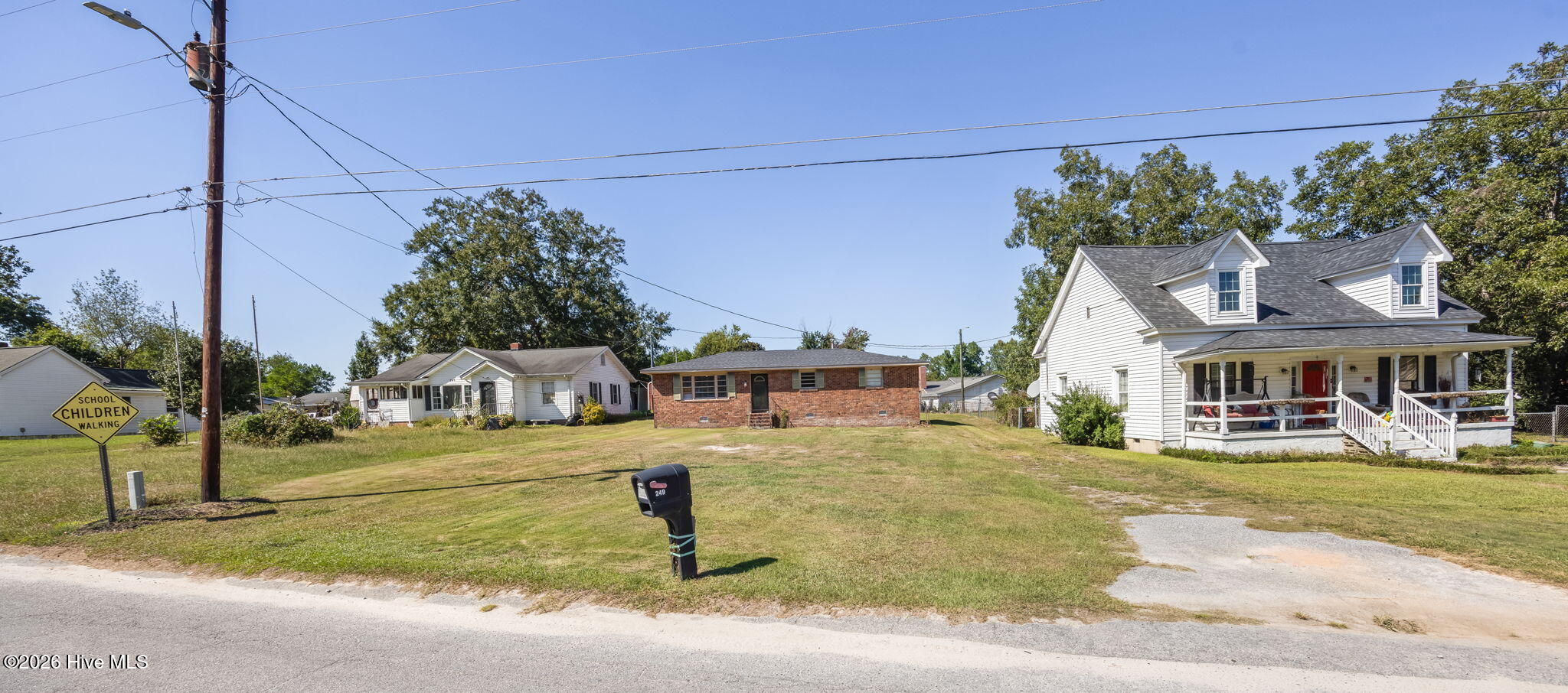 249 Anthony Drive Property Photo 3
