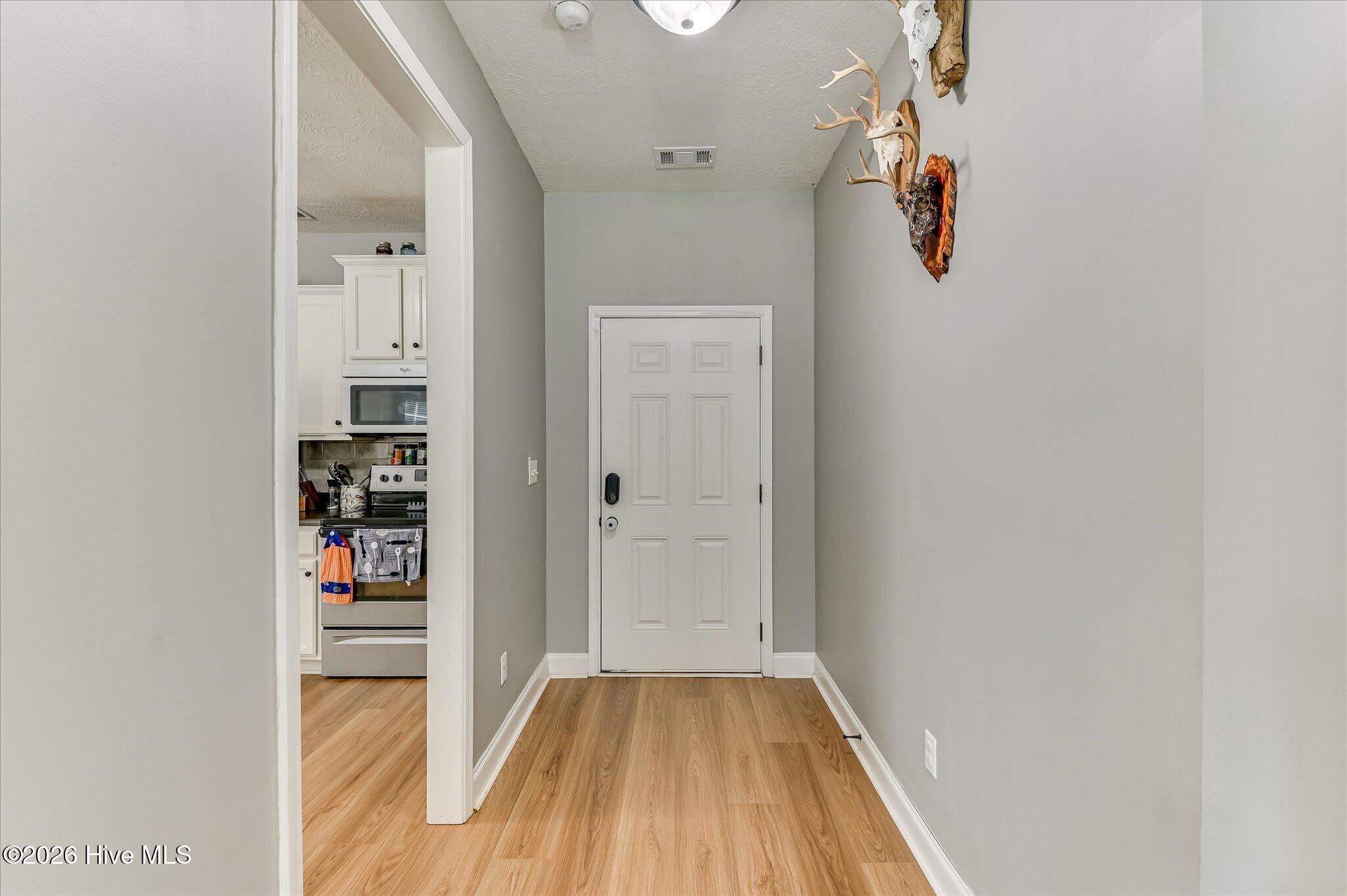 477 Del Rio Road Property Photo 5