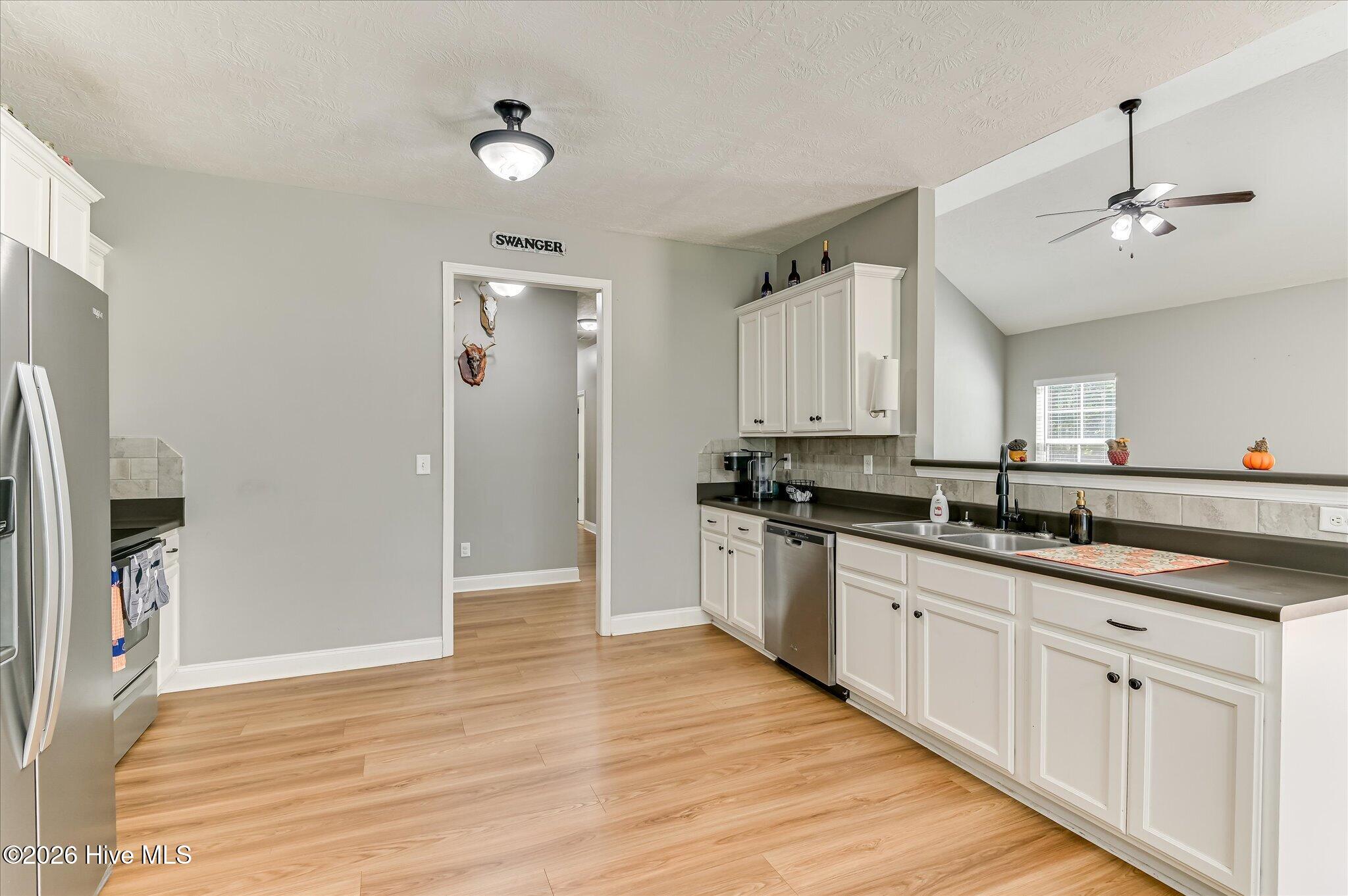 477 Del Rio Road Property Photo 11