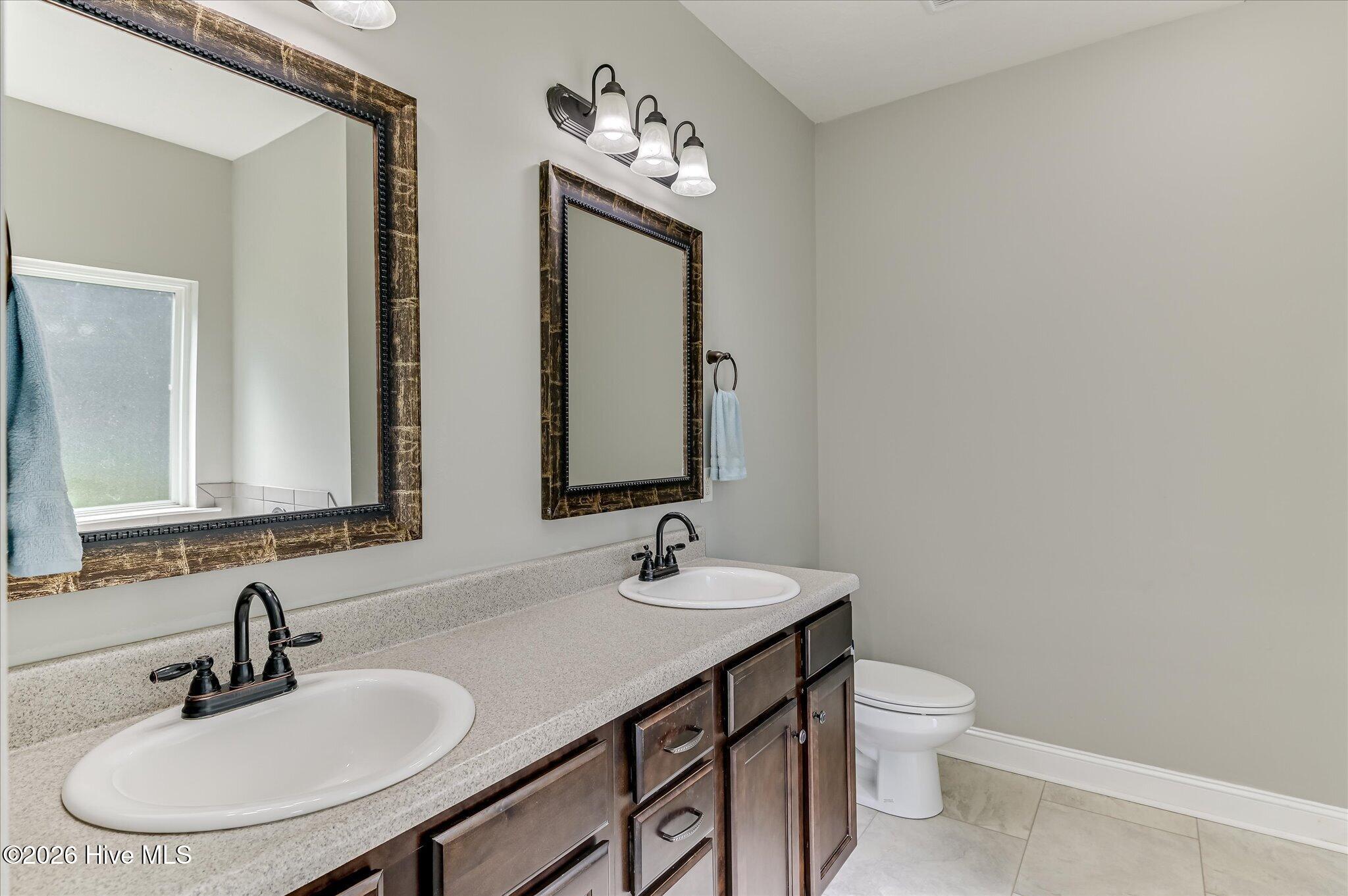 477 Del Rio Road Property Photo 28