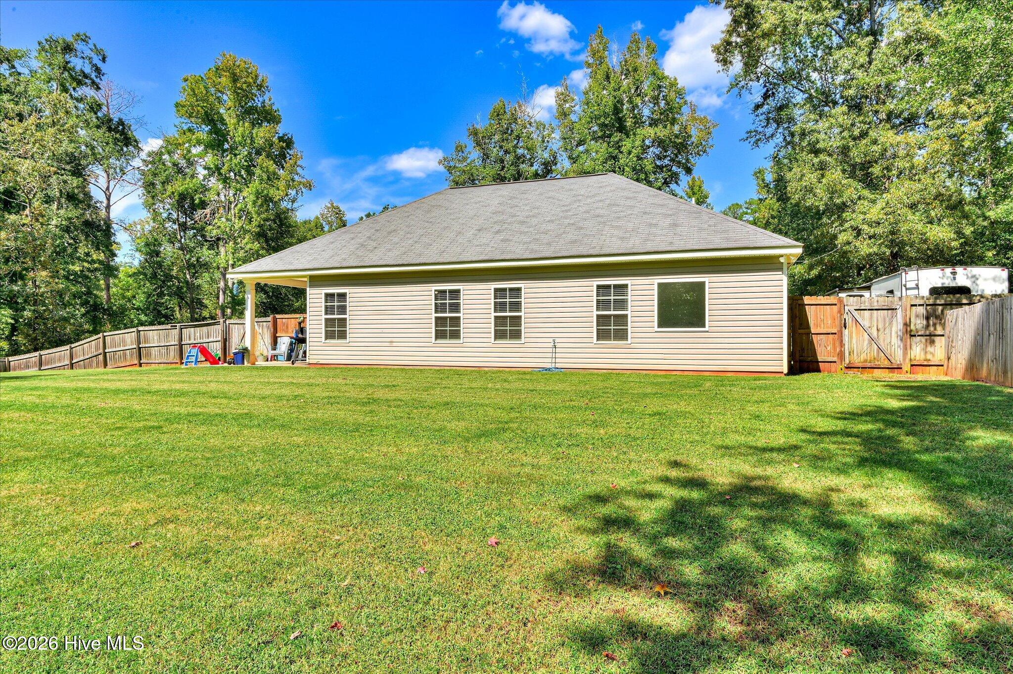 477 Del Rio Road Property Photo 32