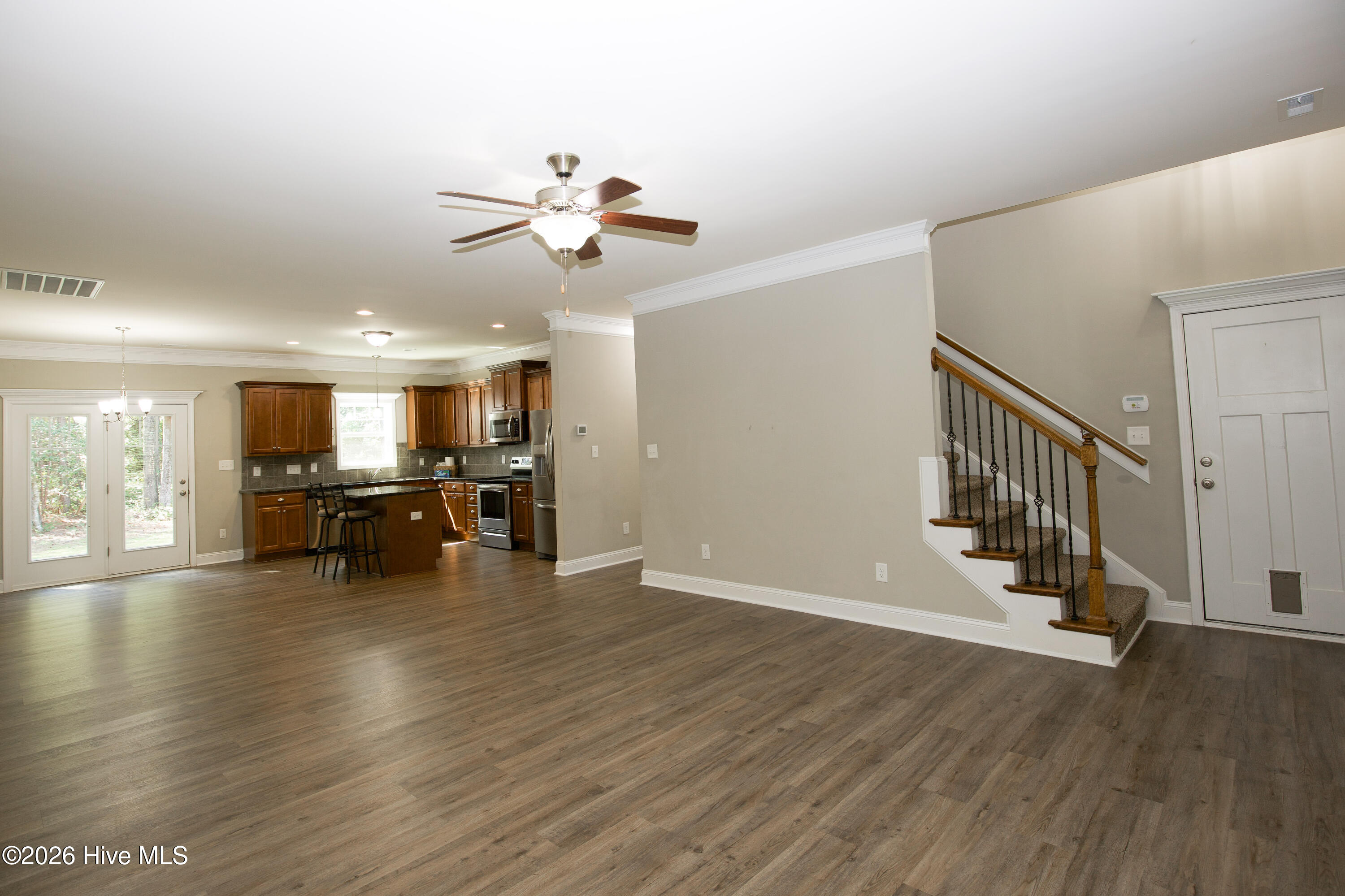 655 Bald Eagle Drive Property Photo 4