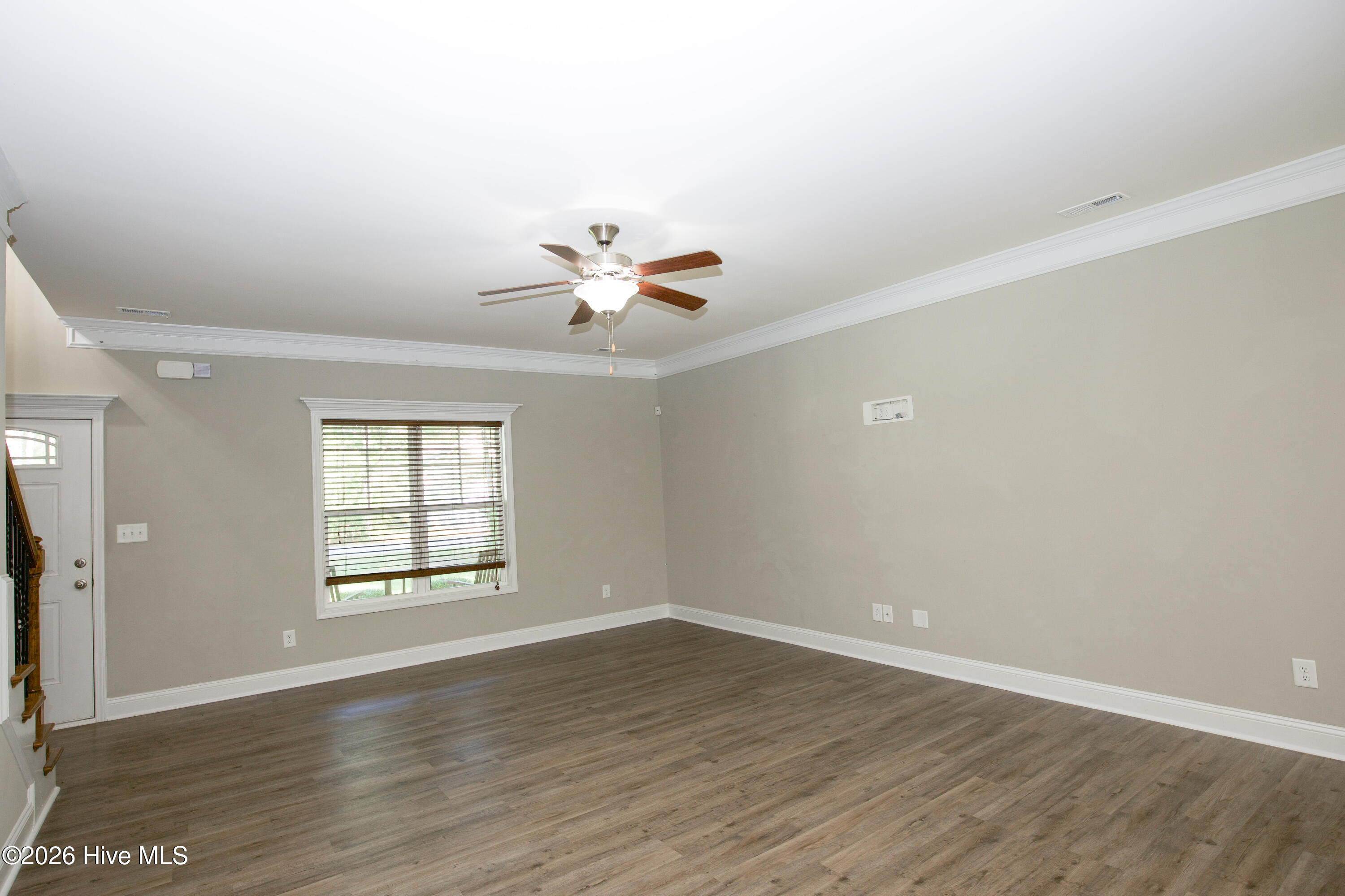 655 Bald Eagle Drive Property Photo 5