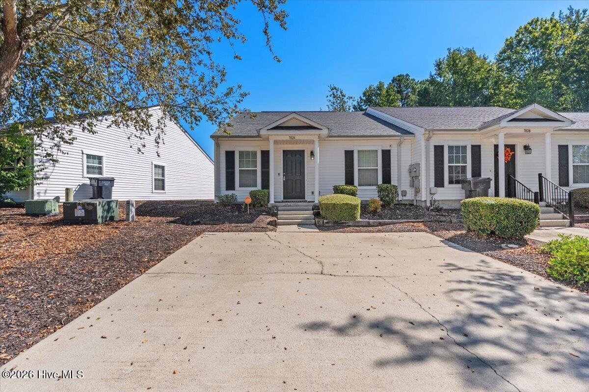 7026 Reagan Circle Property Photo 4