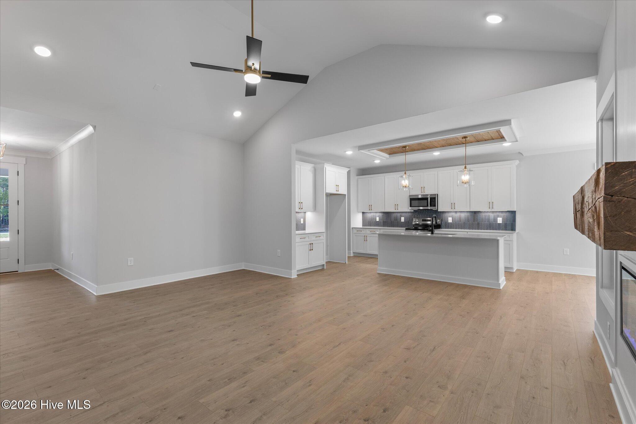 2022 Hayes Road Property Photo 4