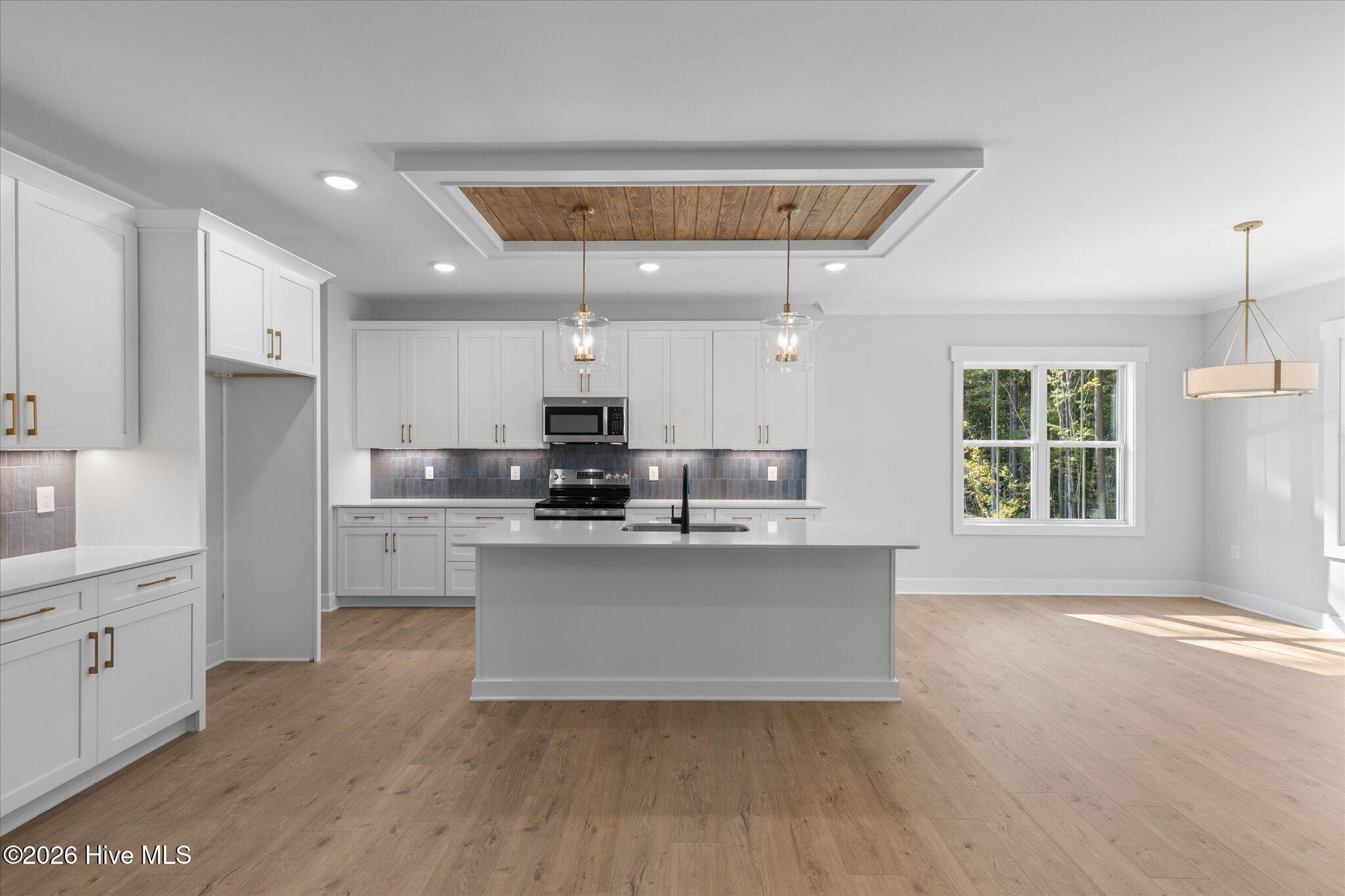 2022 Hayes Road Property Photo 5