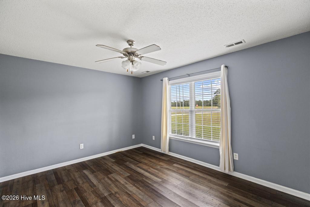 100 Goldie Lane Property Photo 11