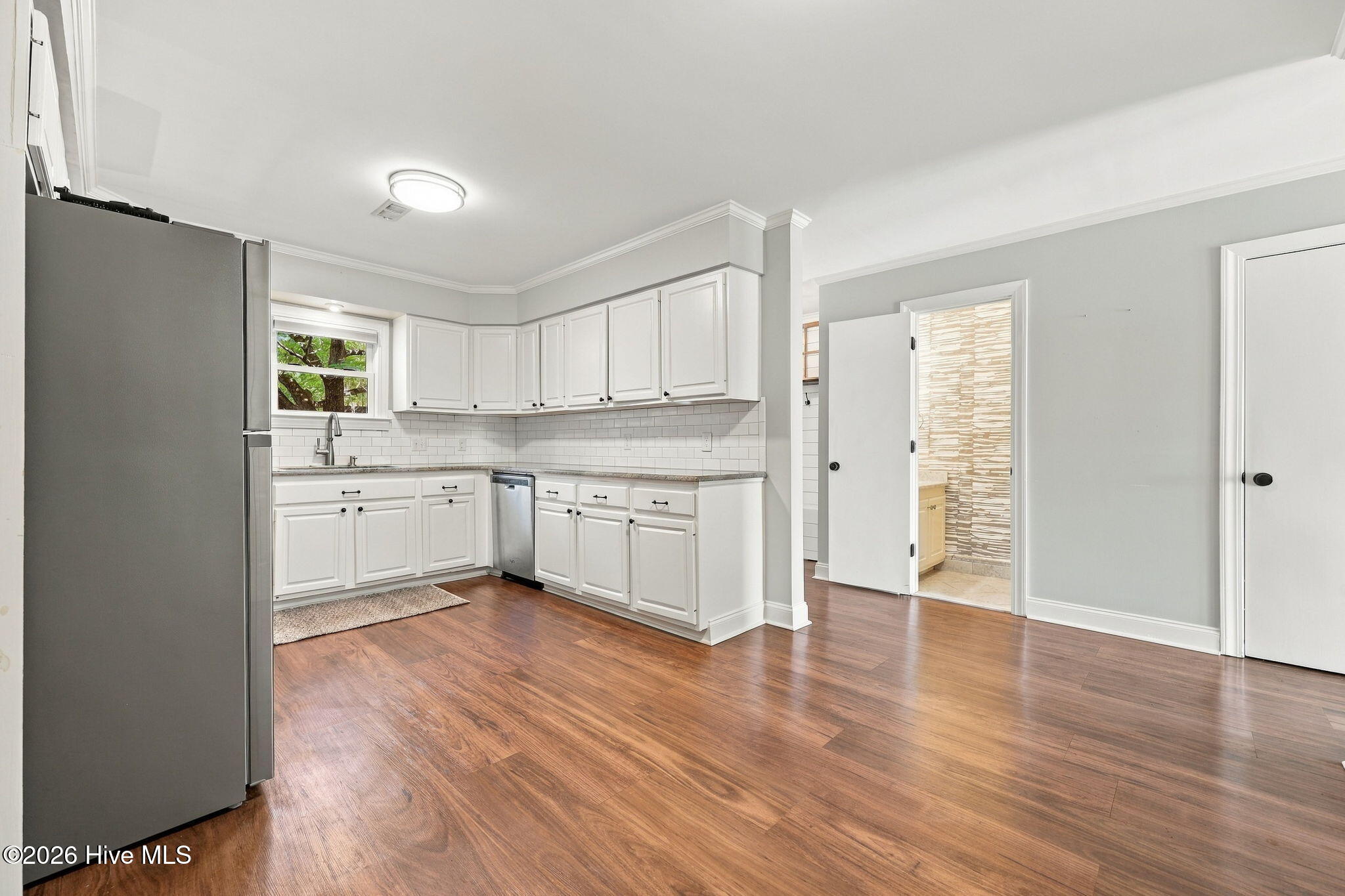106 Washington Harbor Property Photo 8