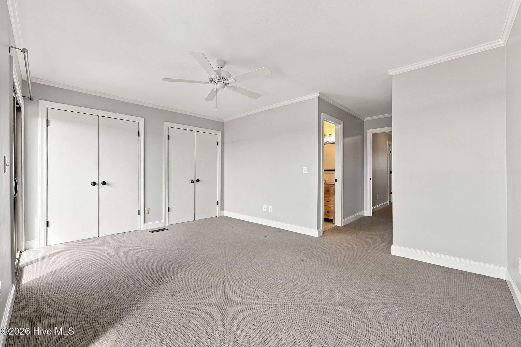 106 Washington Harbor Property Photo 28