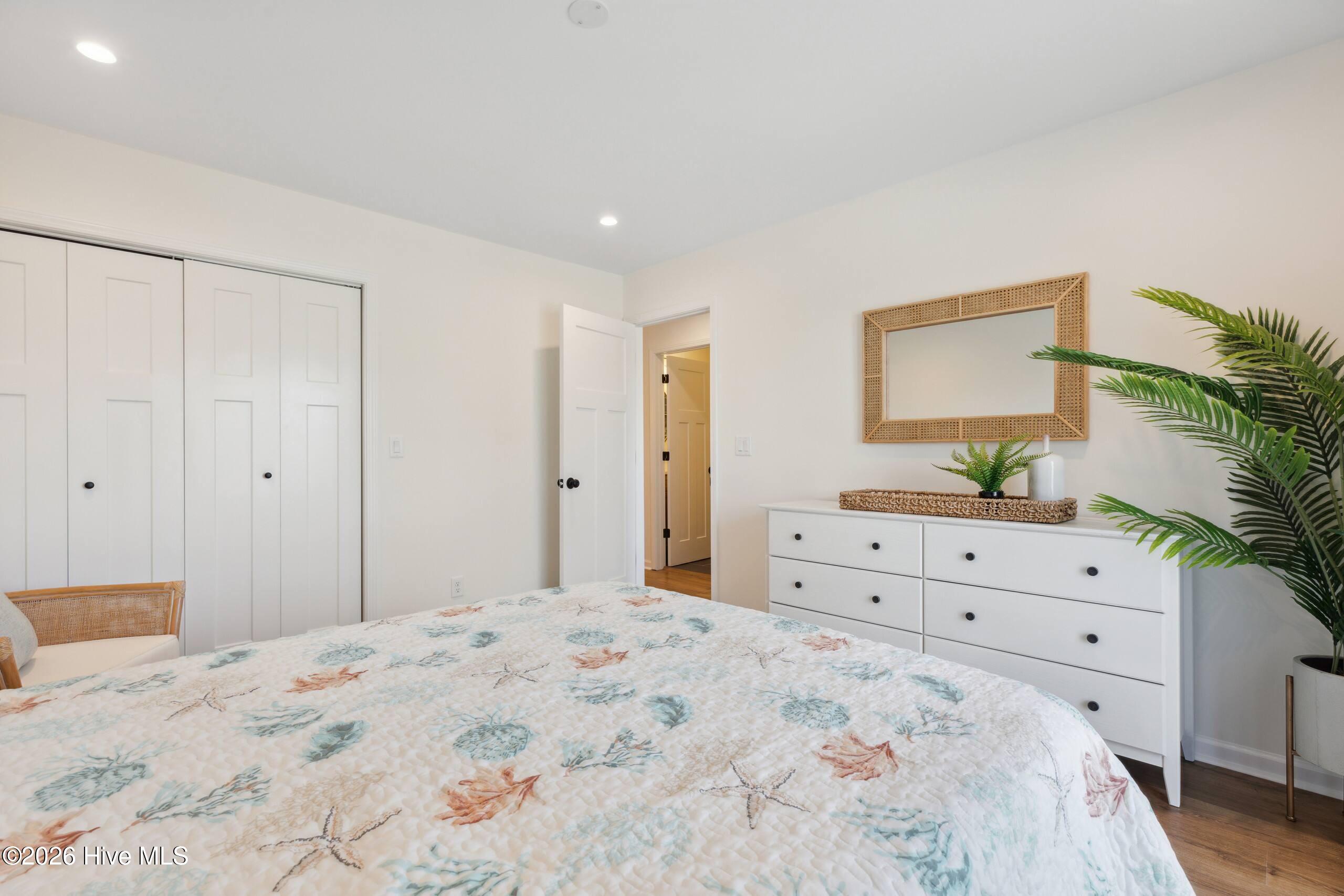 608 N Carolina Beach Avenue N Unit 1b Property Photo 20