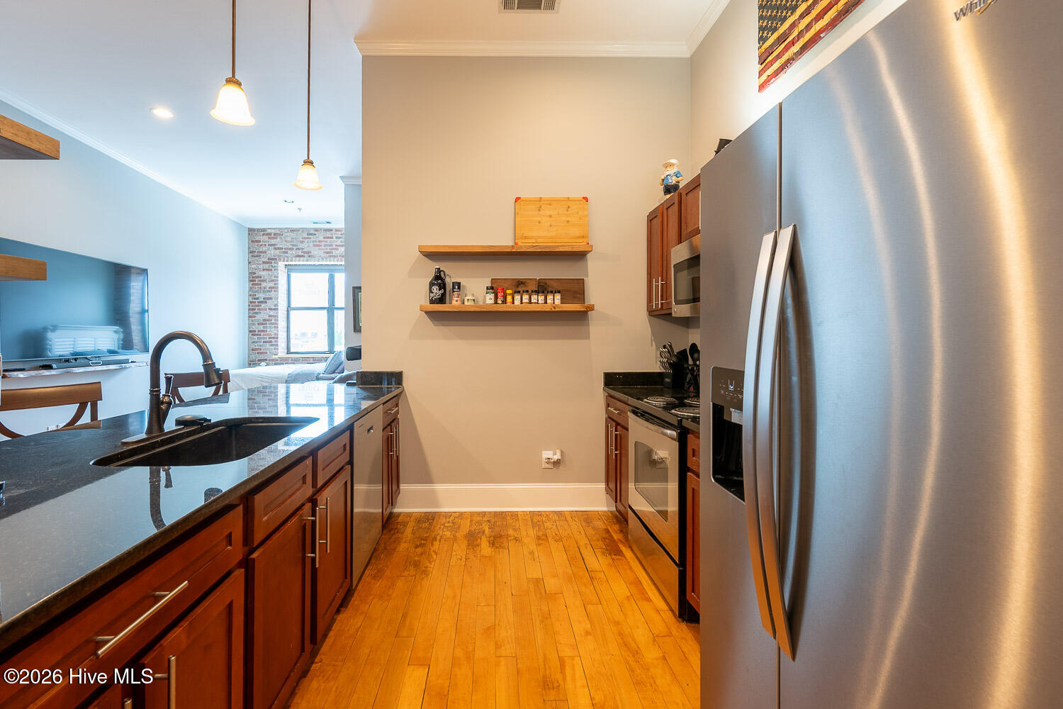 936 Broad Street 301 Property Photo 6