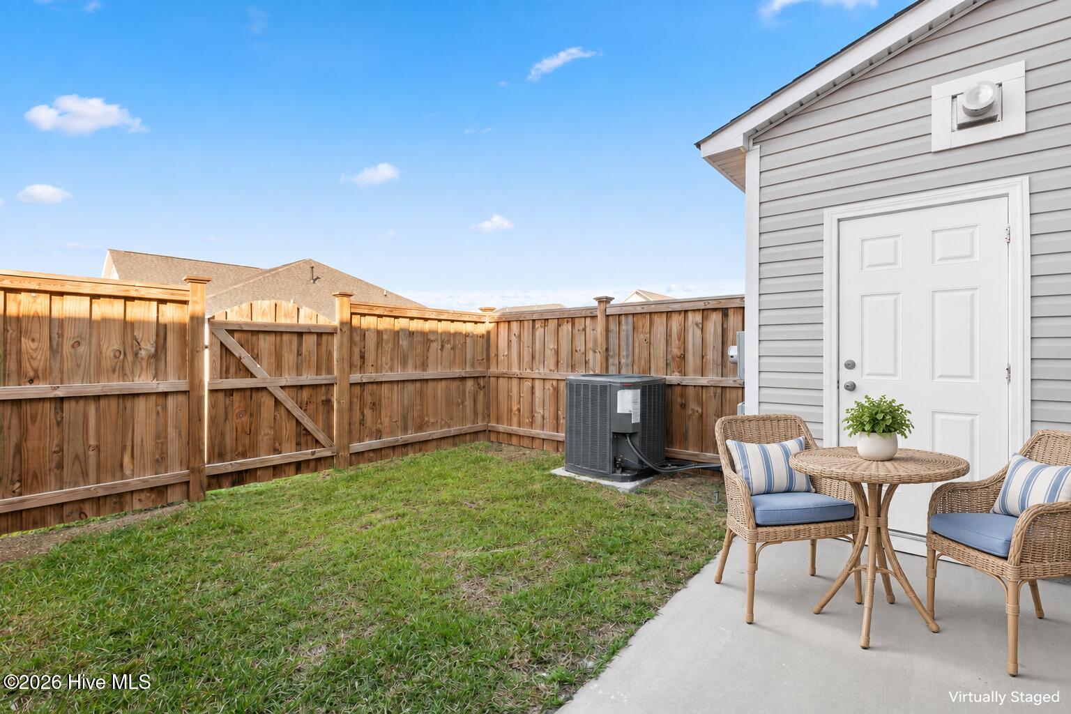 8262 Paramount Point Property Photo 35
