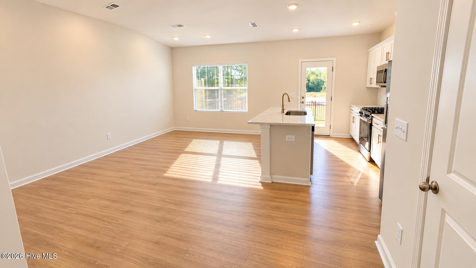 1616 Mirth Court Property Photo 4