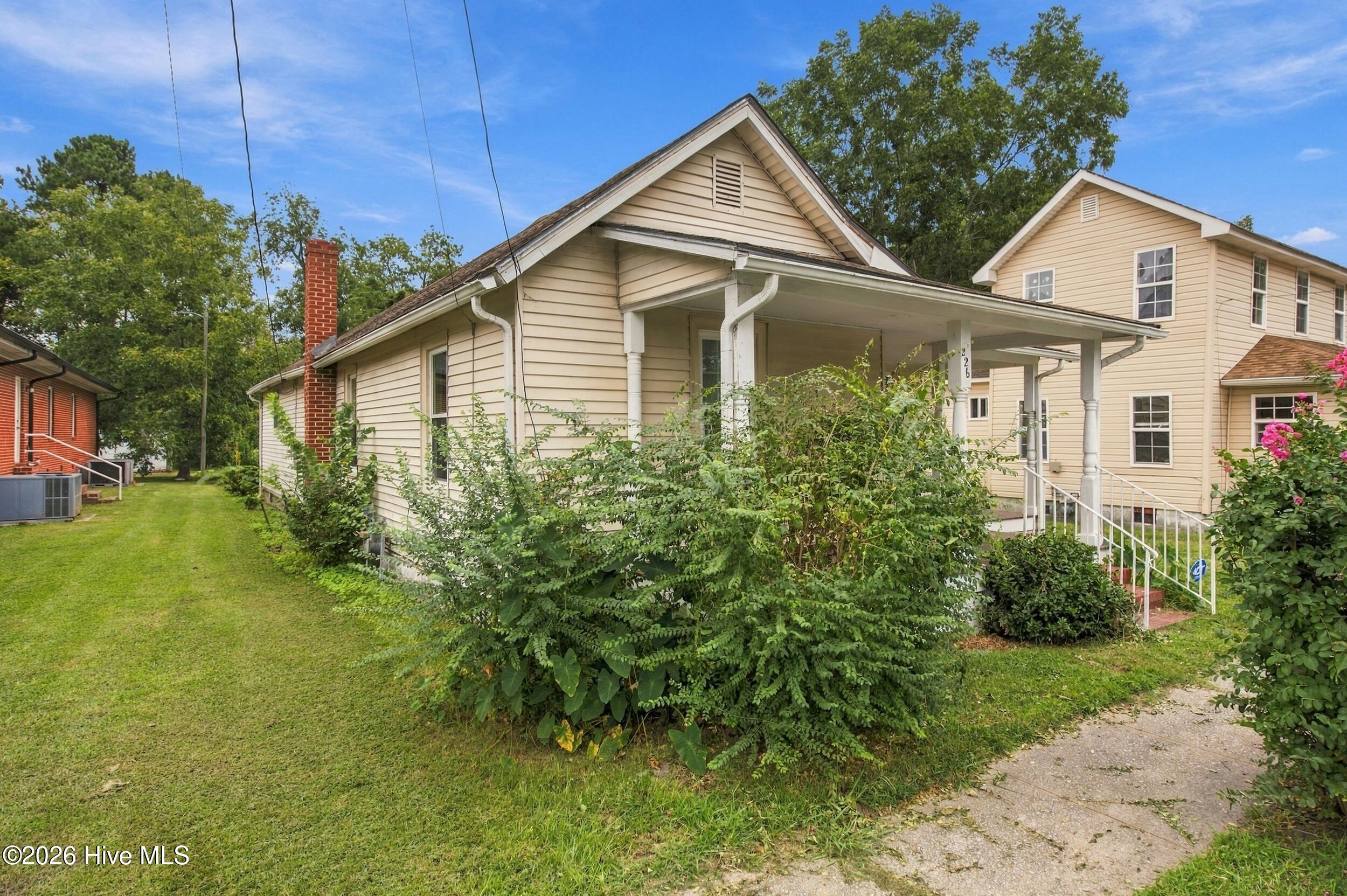 226 King Street Property Photo 2