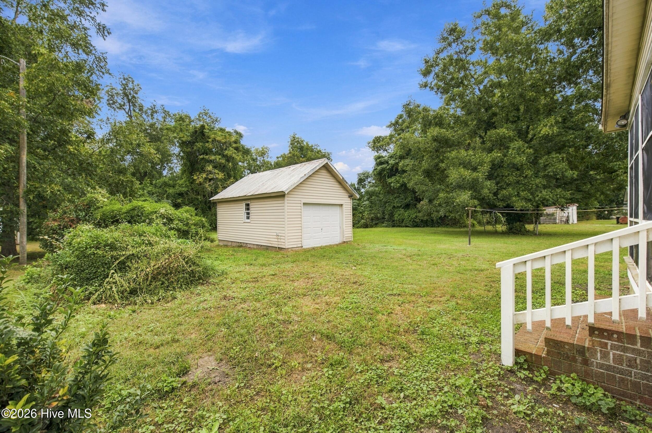 226 King Street Property Photo 4