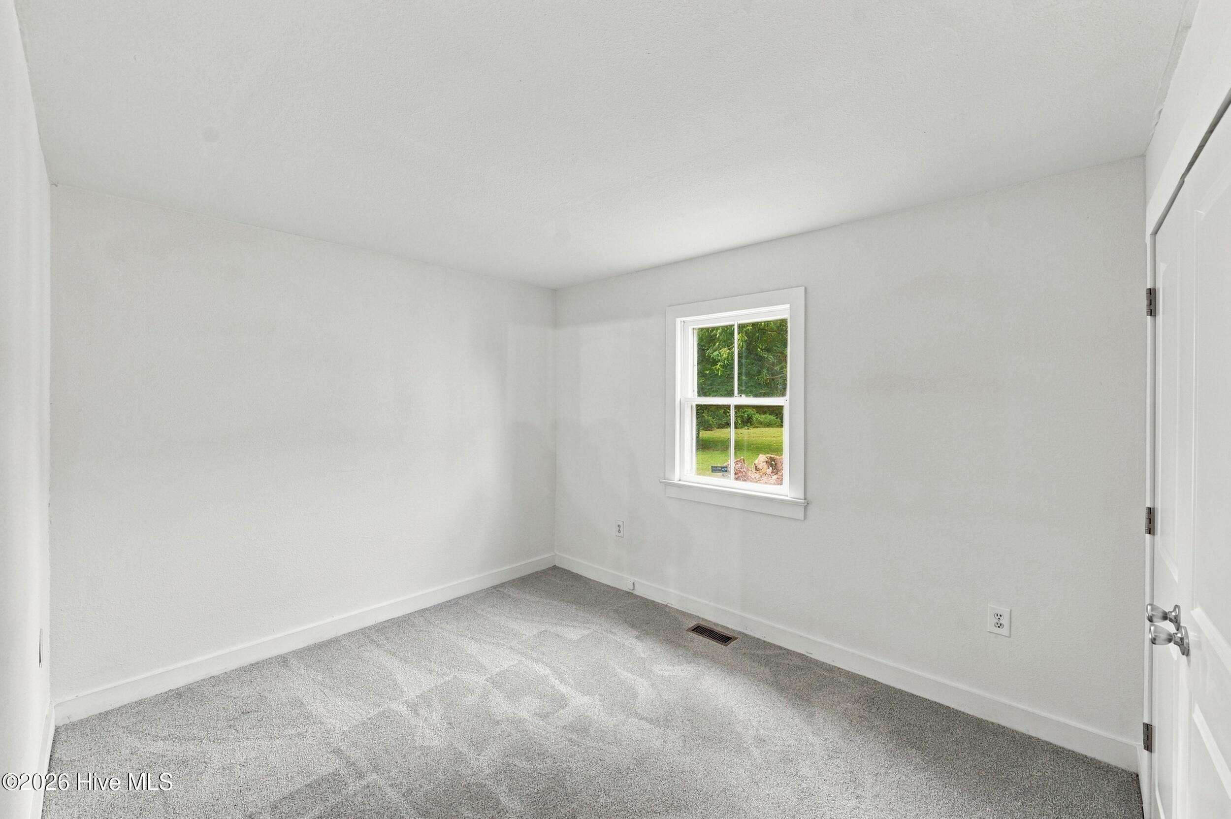 226 King Street Property Photo 27