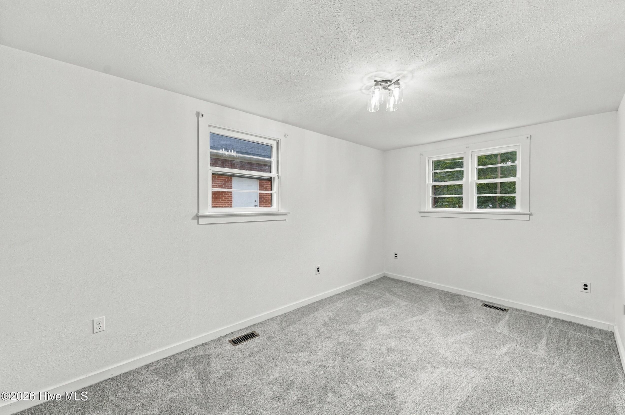 226 King Street Property Photo 32