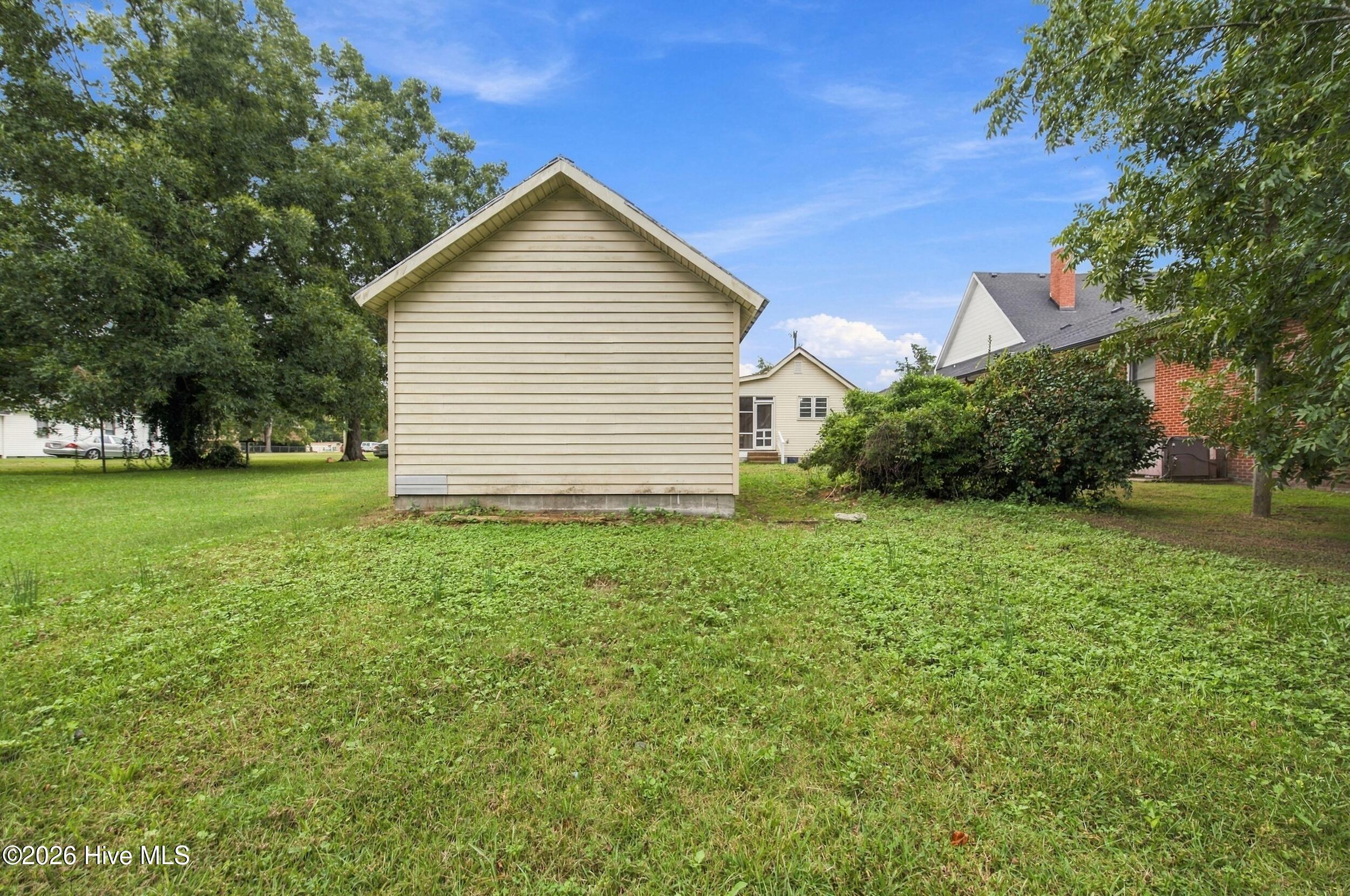 226 King Street Property Photo 40