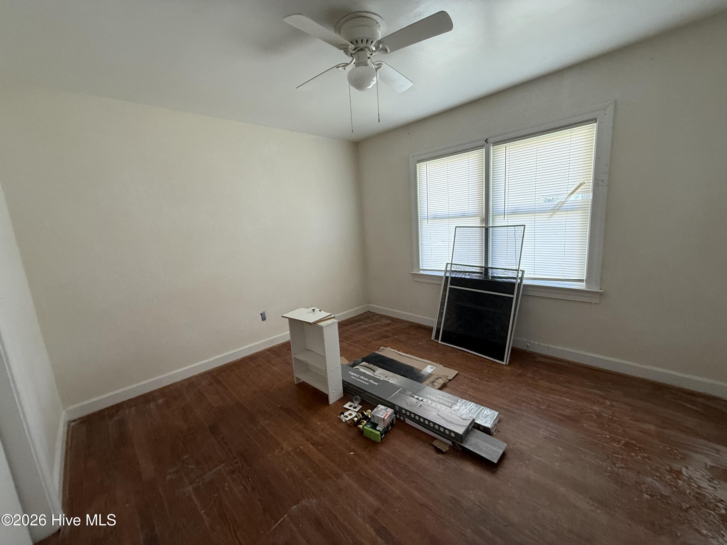 209 Peaks Street Property Photo 7