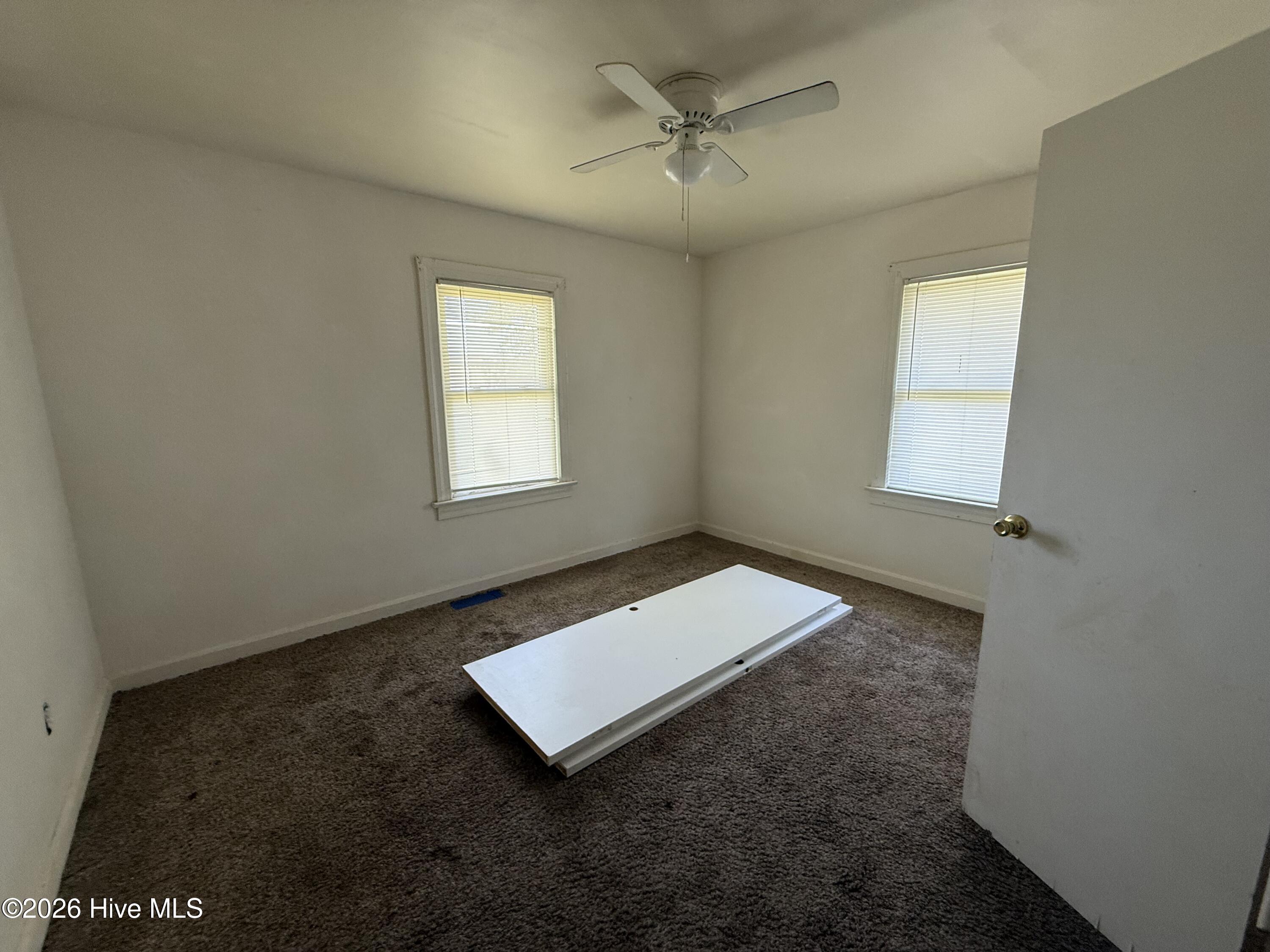 209 Peaks Street Property Photo 9