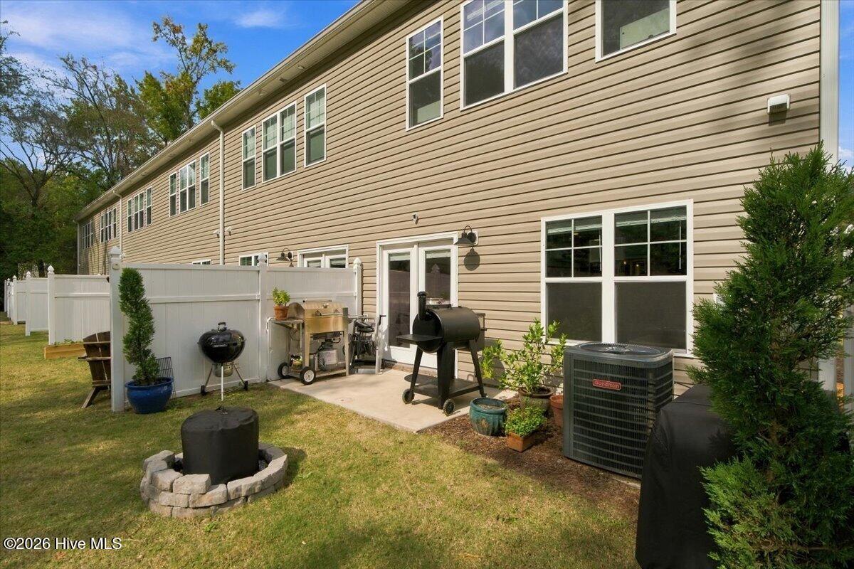 391 James Street Property Photo 14