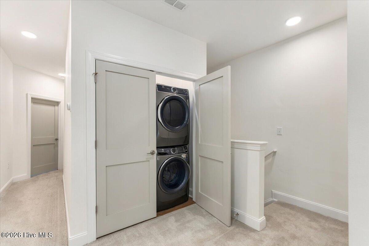 391 James Street Property Photo 35