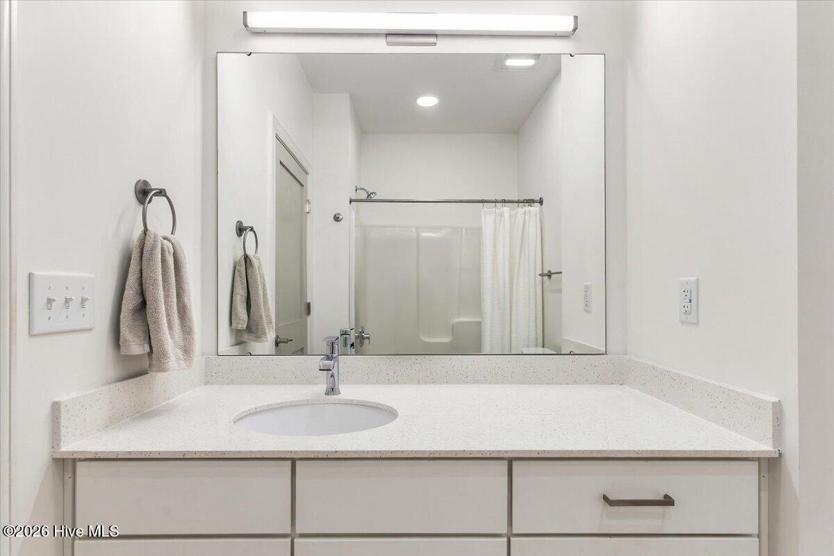 391 James Street Property Photo 48