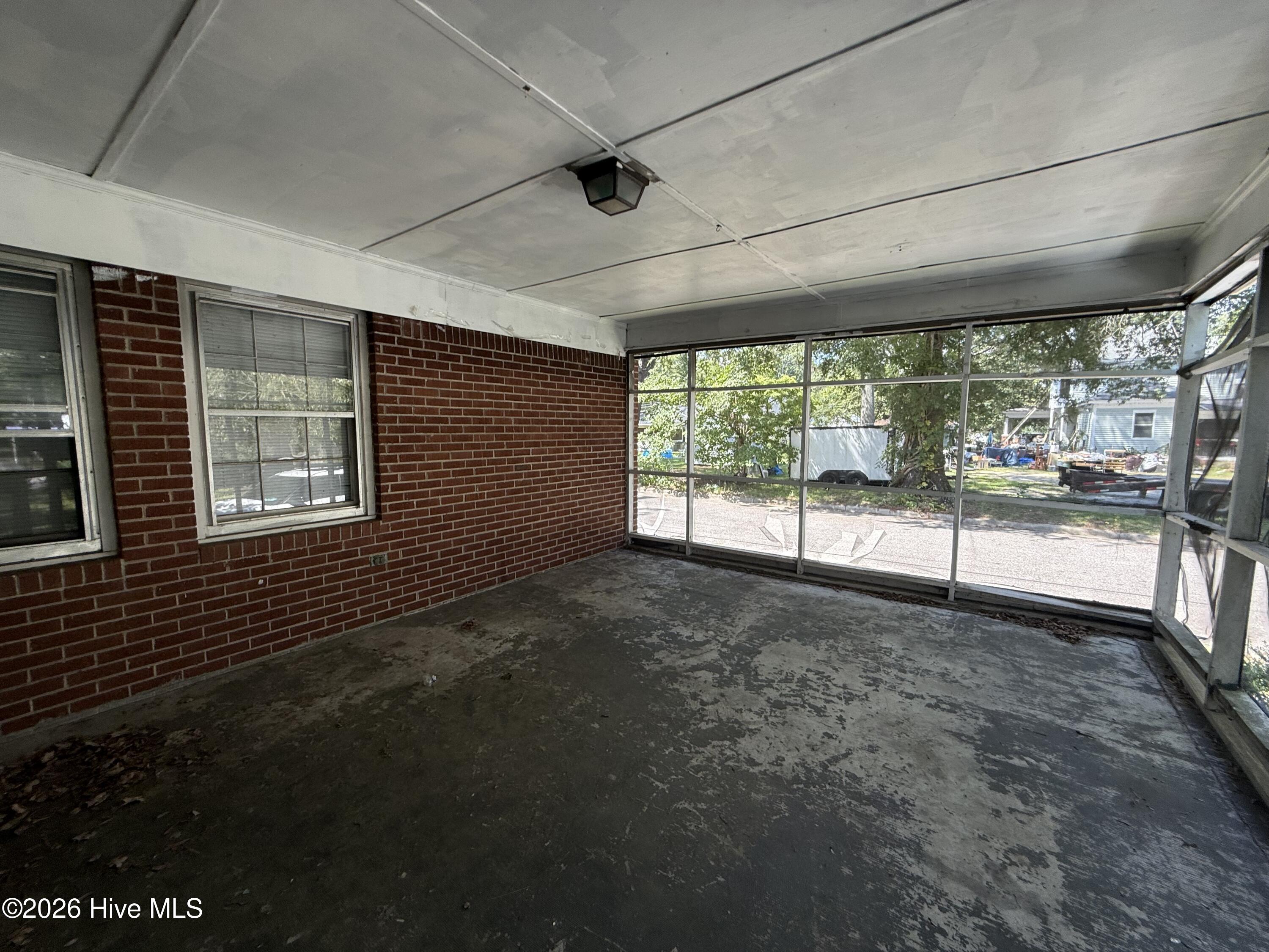 105 New Street Property Photo 2