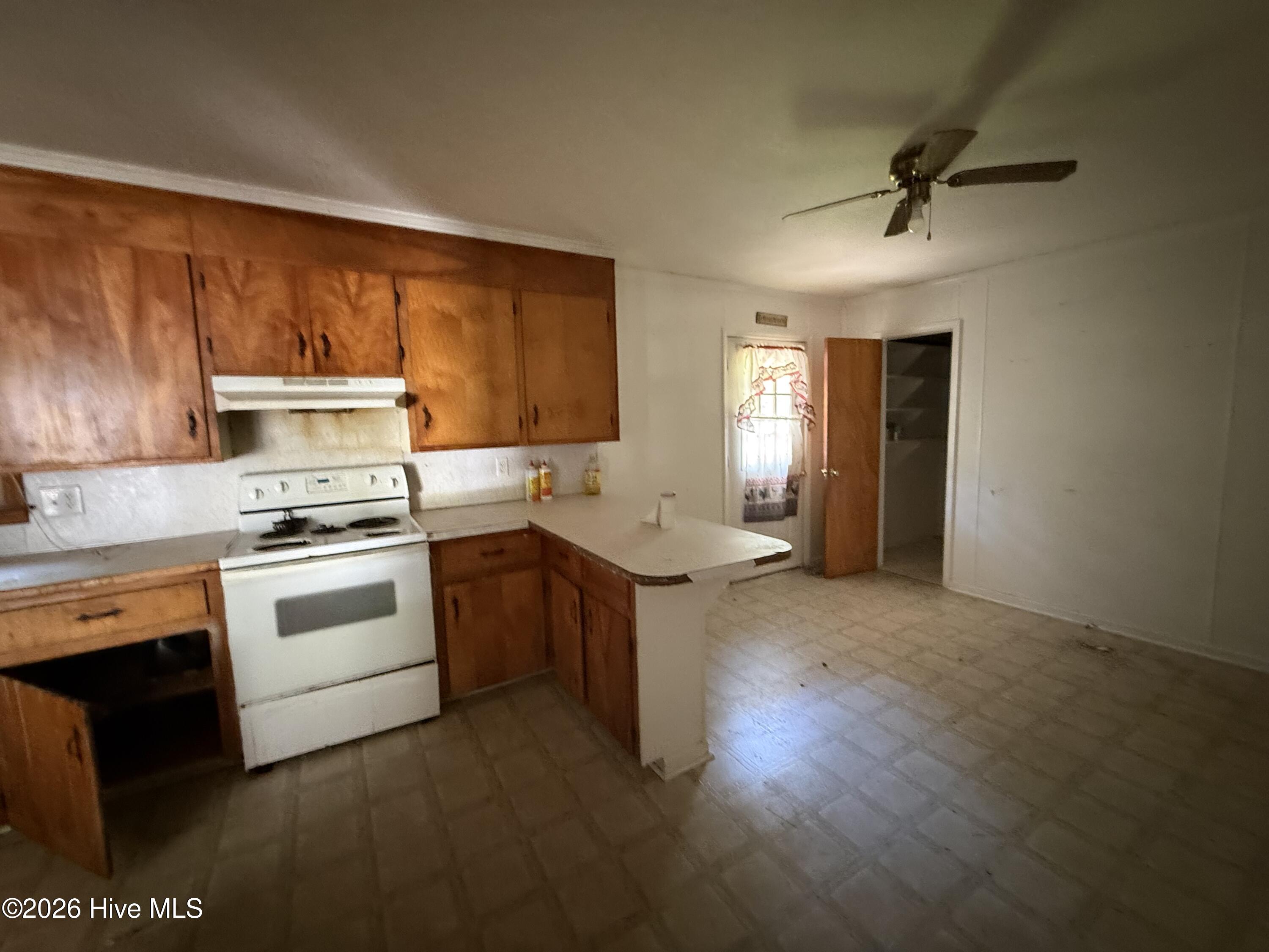 105 New Street Property Photo 4