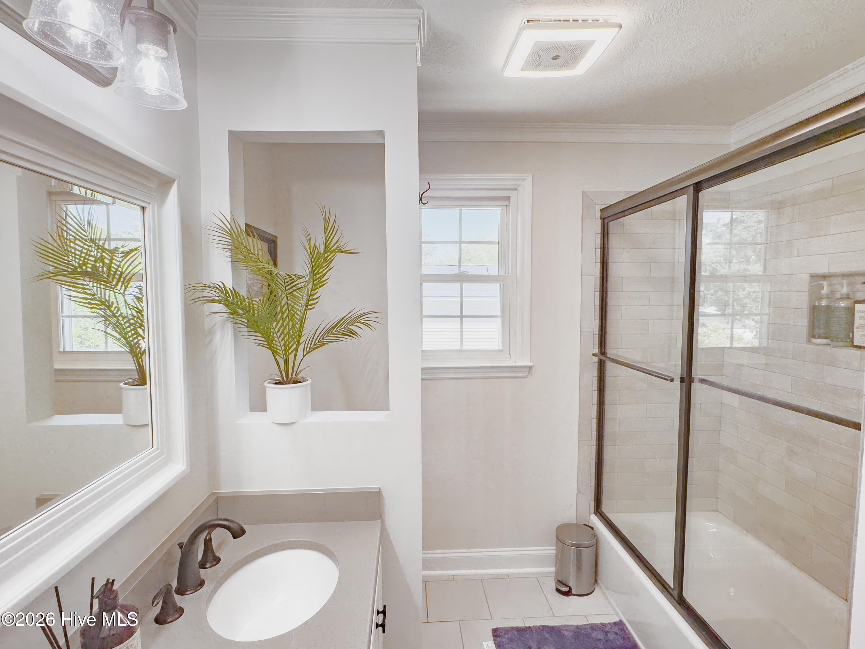 4323 Alpine Way Property Photo 13