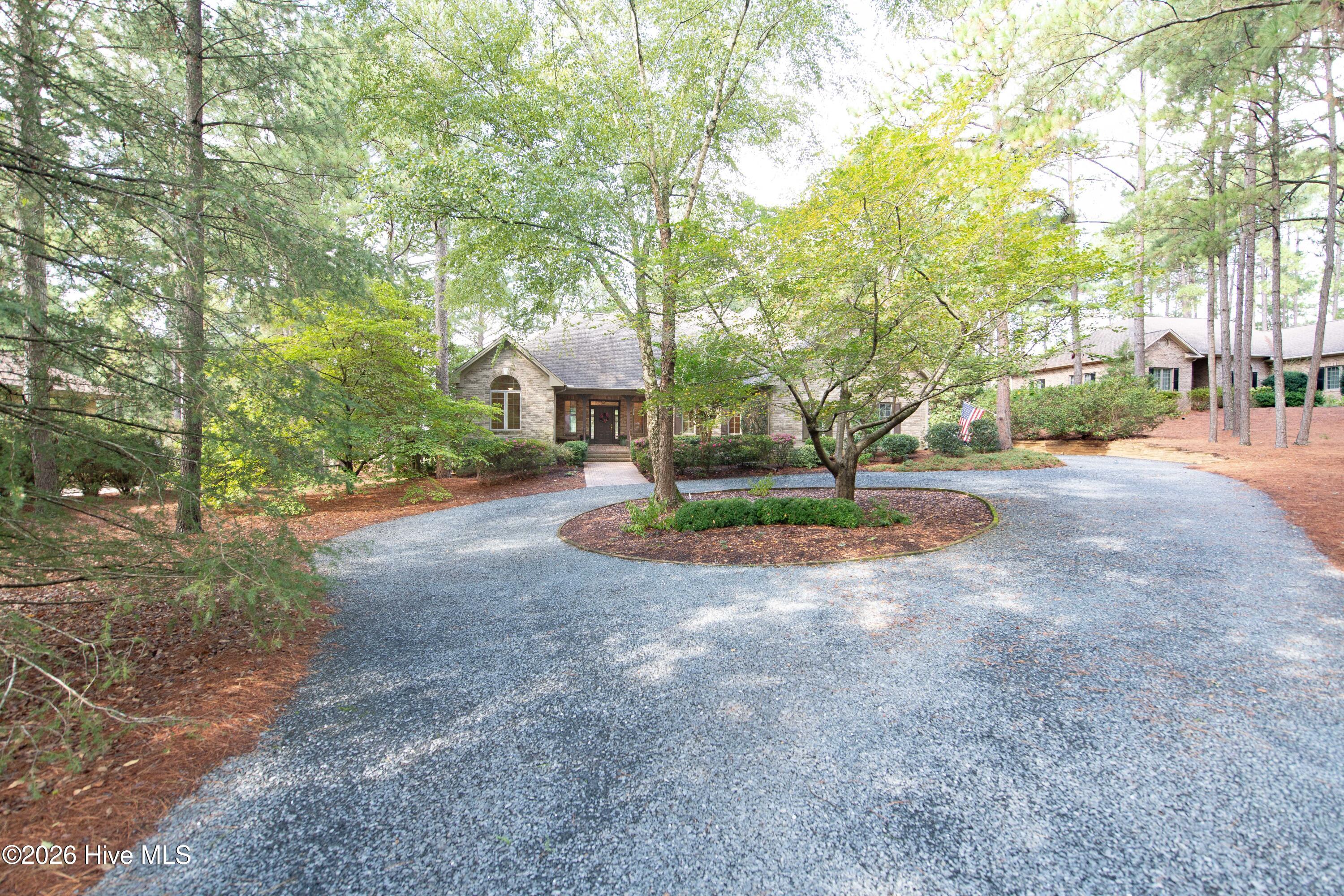 14 Mcmichael Drive Property Photo 1
