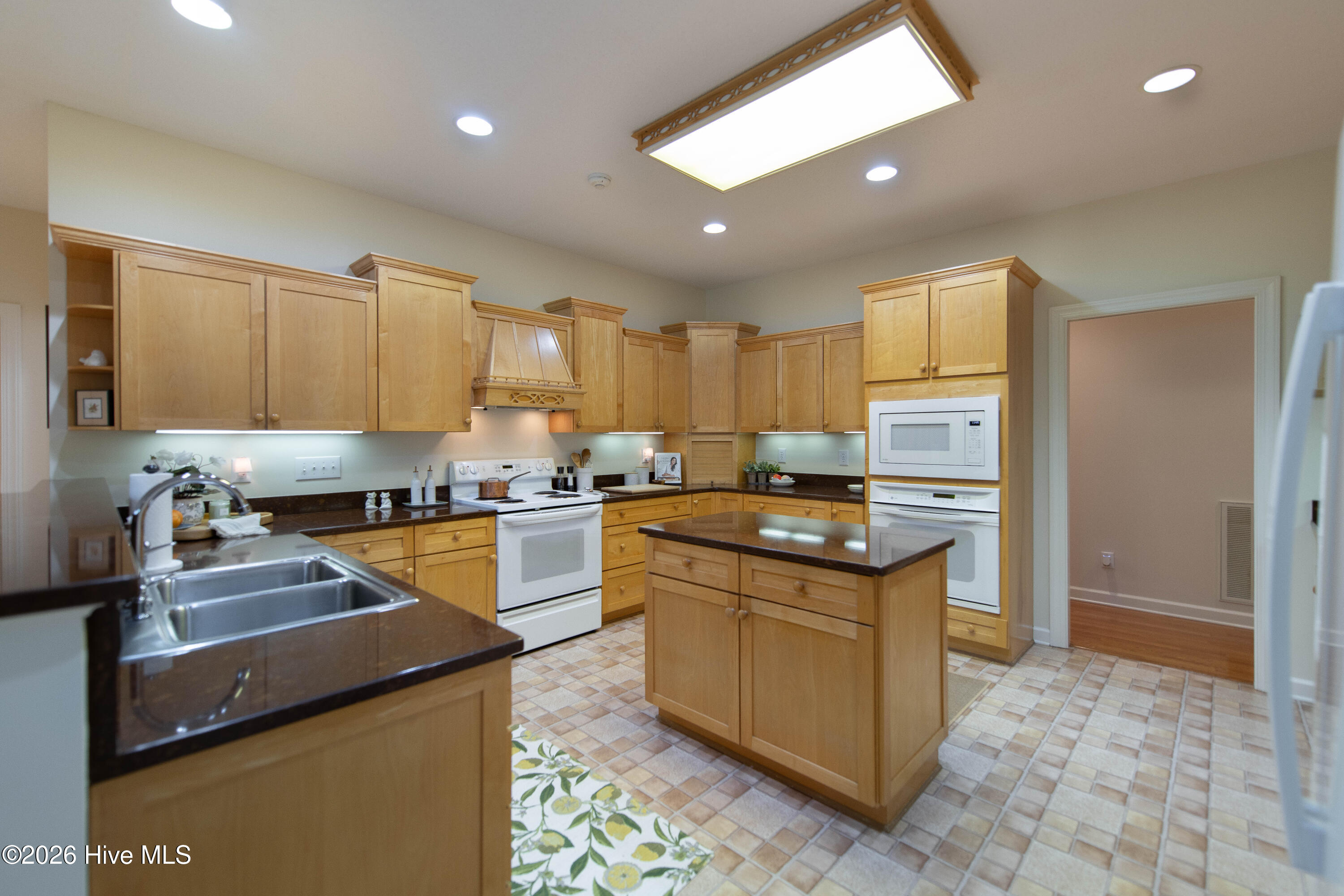 14 Mcmichael Drive Property Photo 17