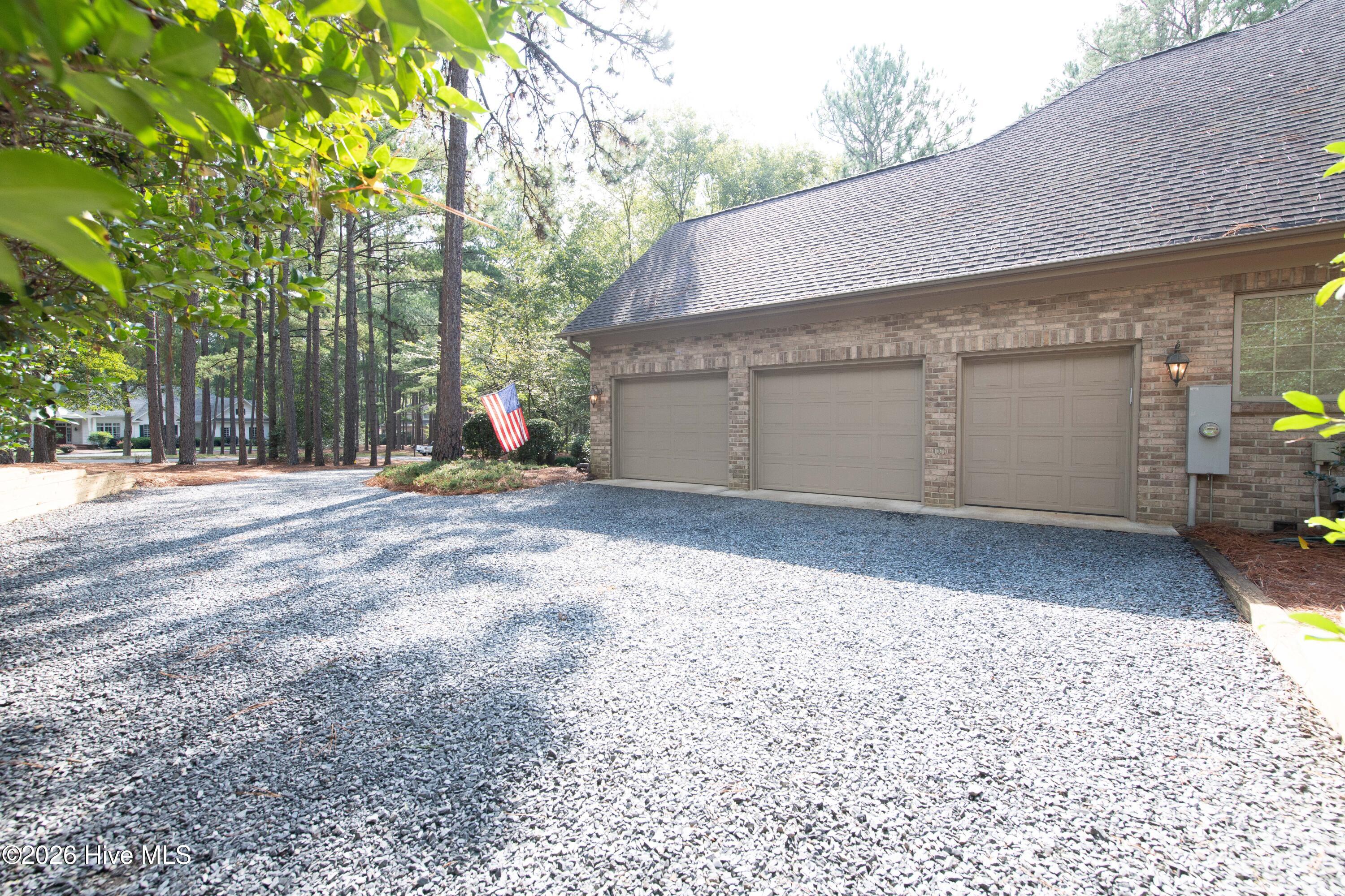 14 Mcmichael Drive Property Photo 82