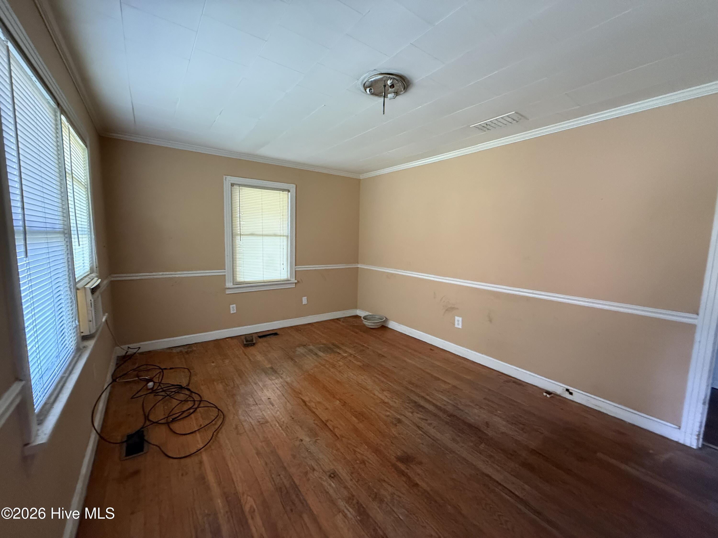 217 N Edgewood Avenue Property Photo 5