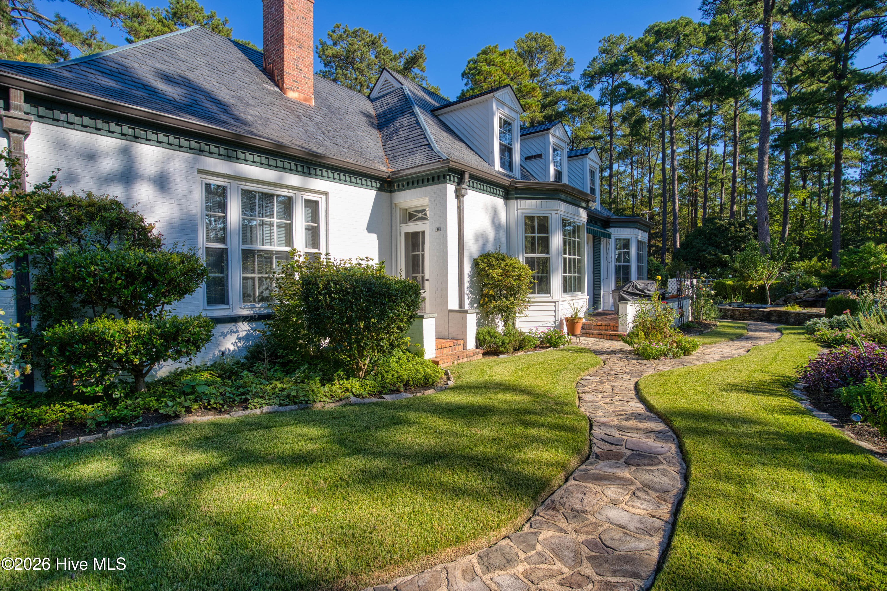 667 Yadkin Road Property Photo 4