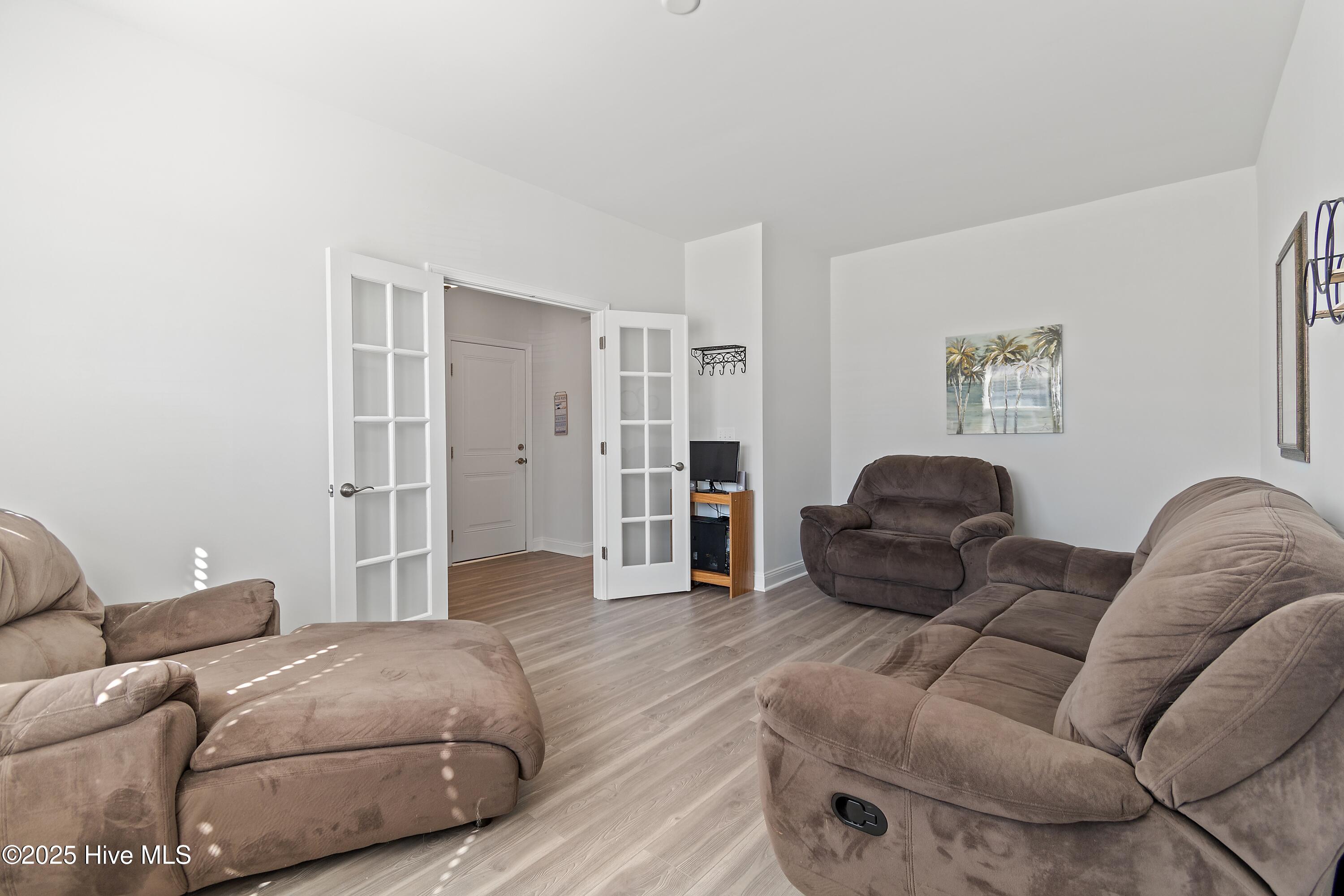 225 Eagle Claw Drive Property Photo 16