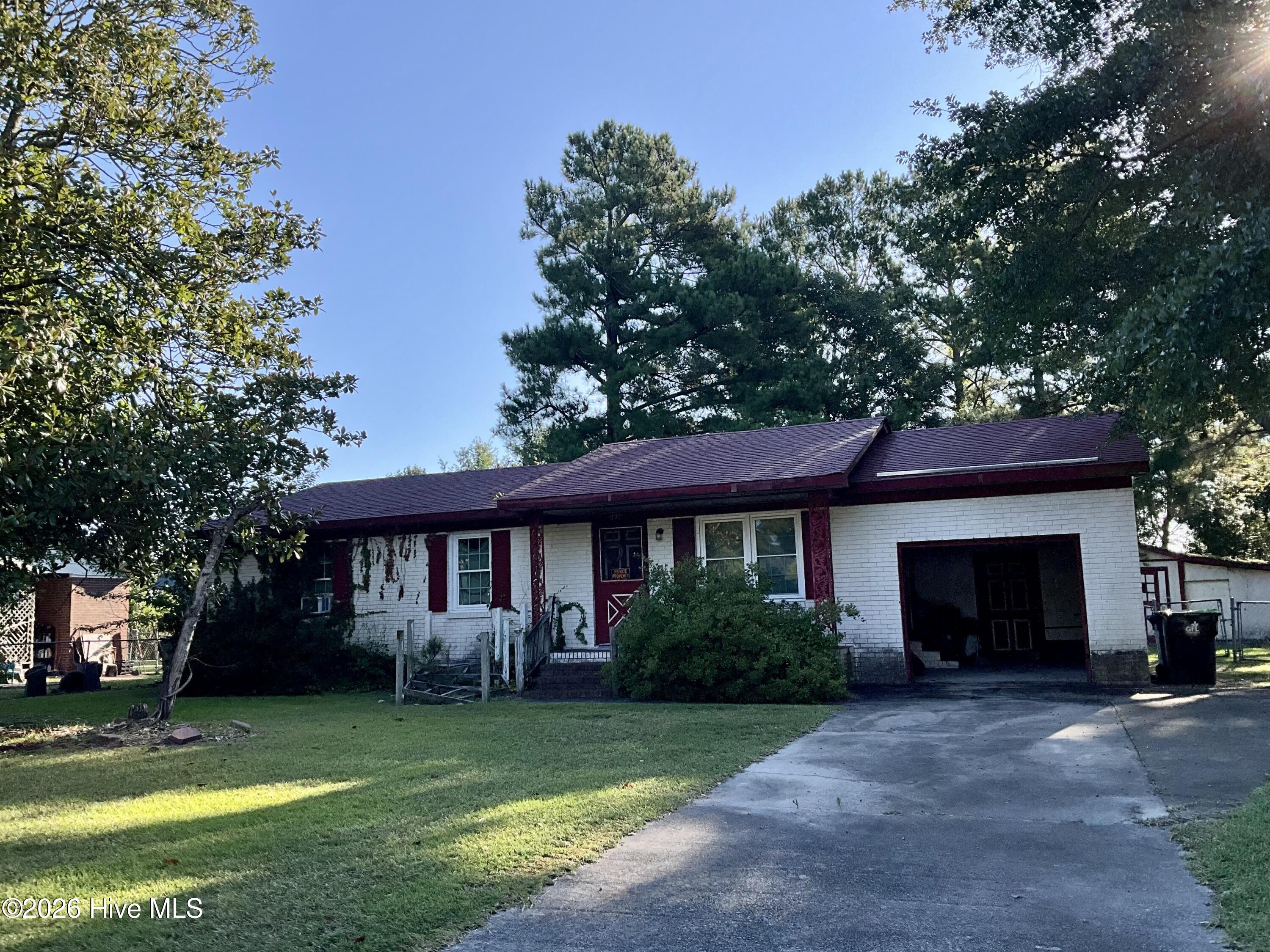 499 Hillcrest Avenue Property Photo 1