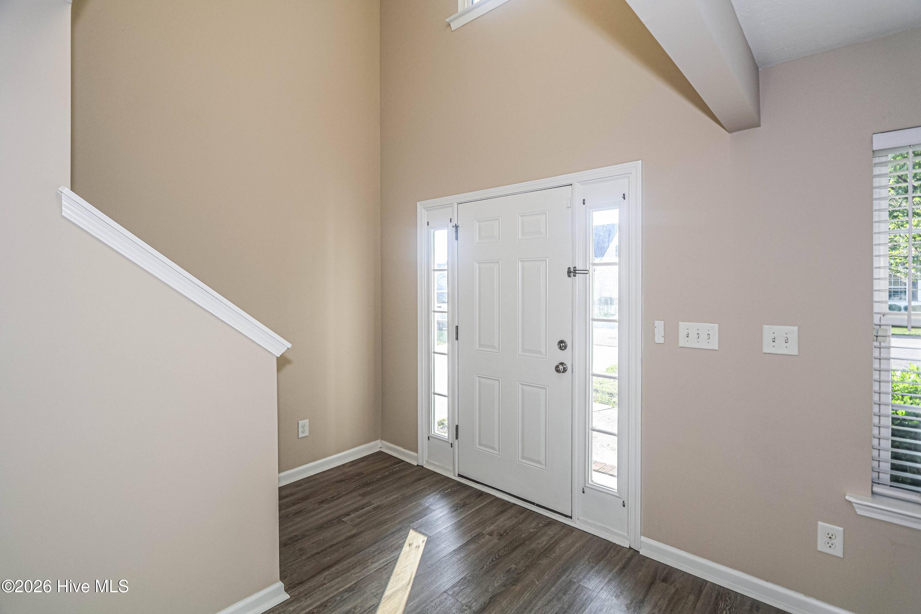 738 Keyes Drive Property Photo 2