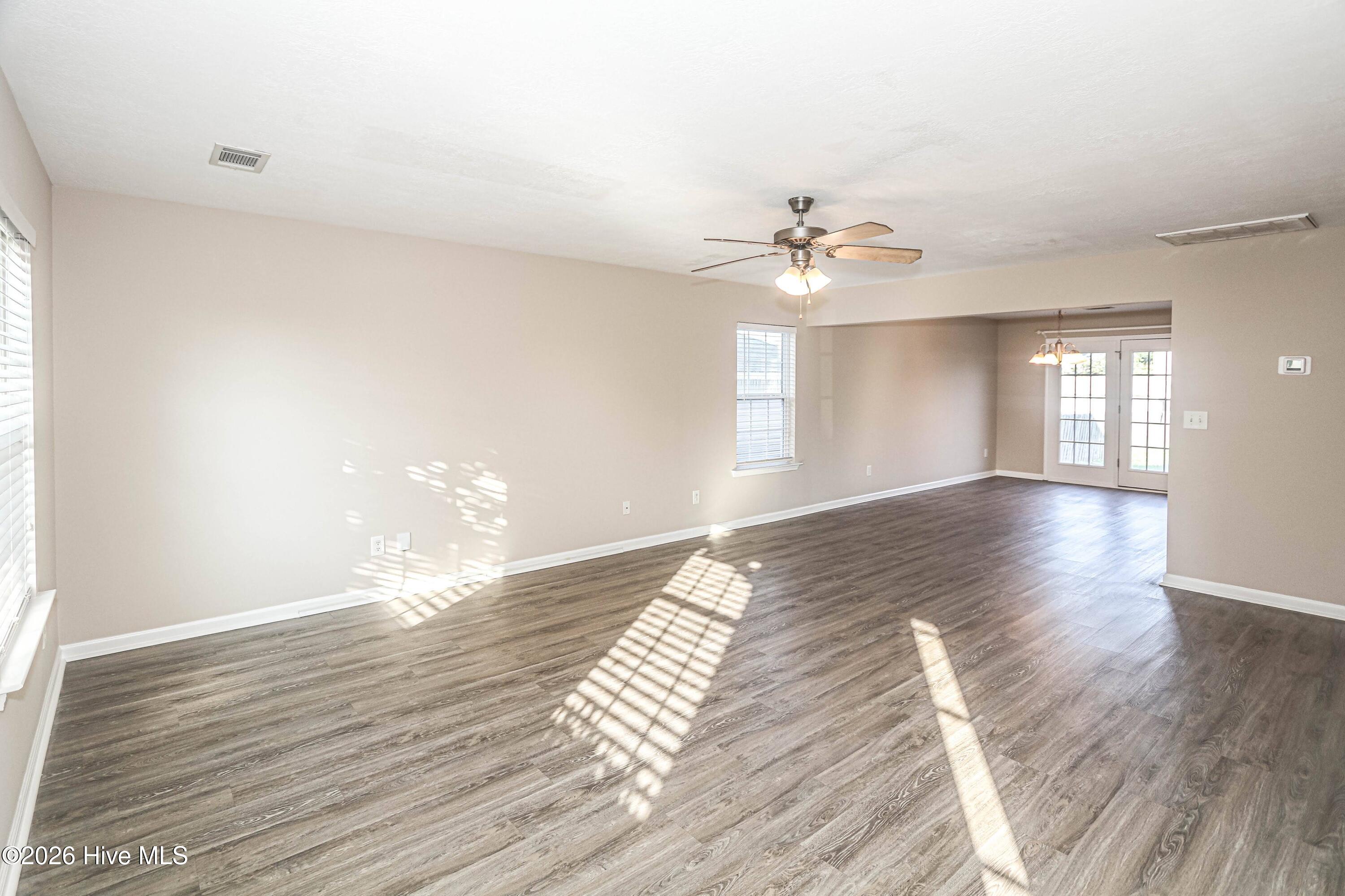 738 Keyes Drive Property Photo 3