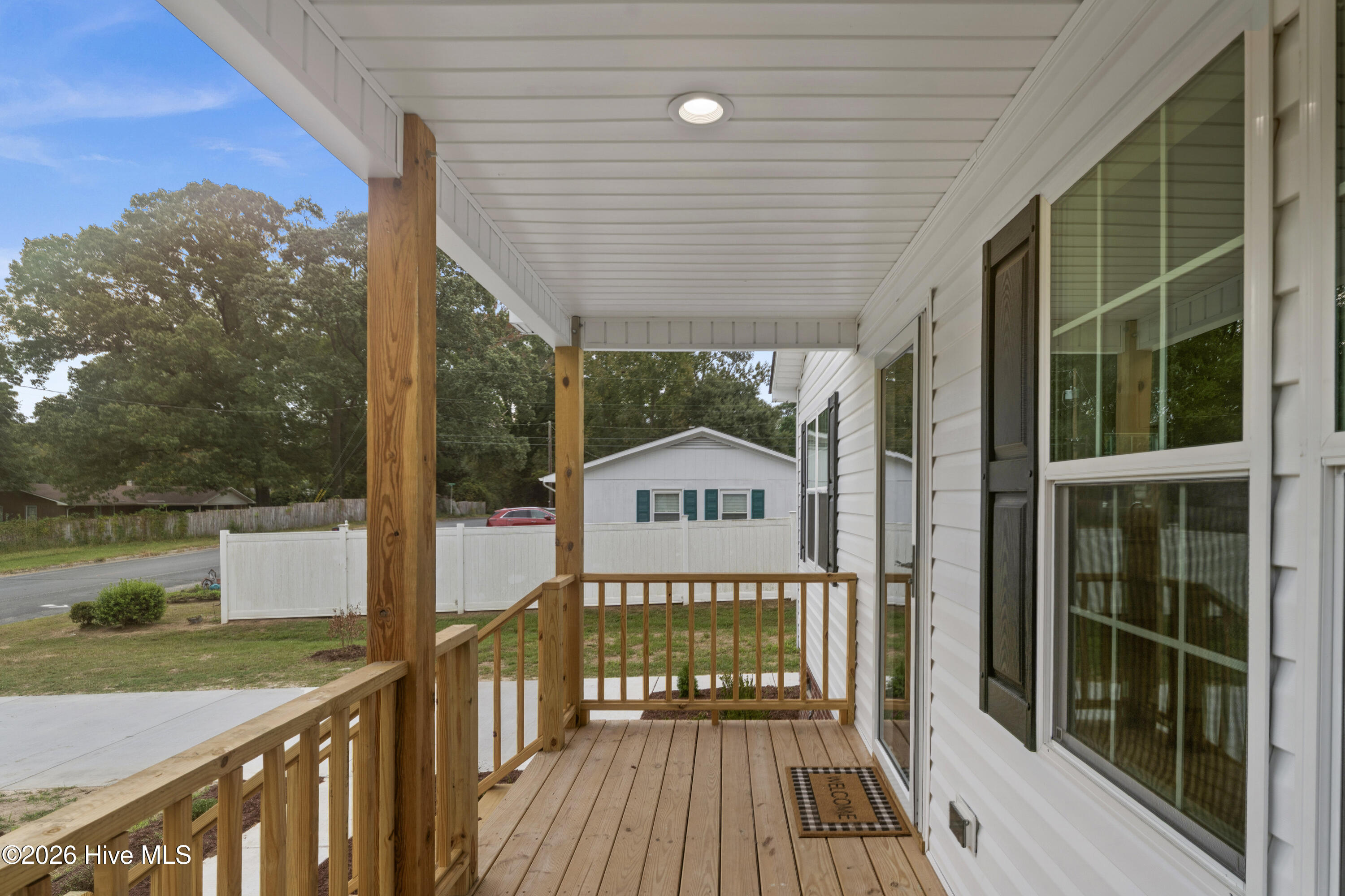 603 Ashford Drive Property Photo 3