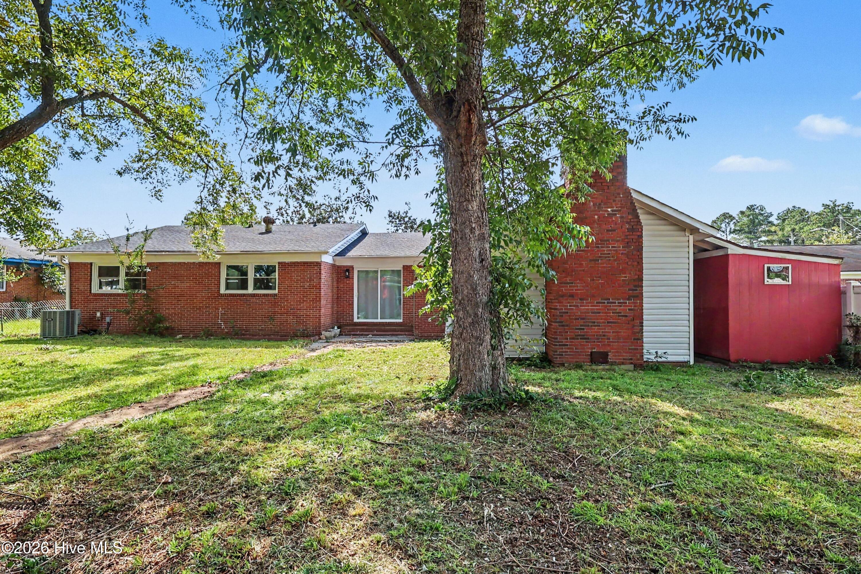 5326 Yadkin Road Property Photo 22
