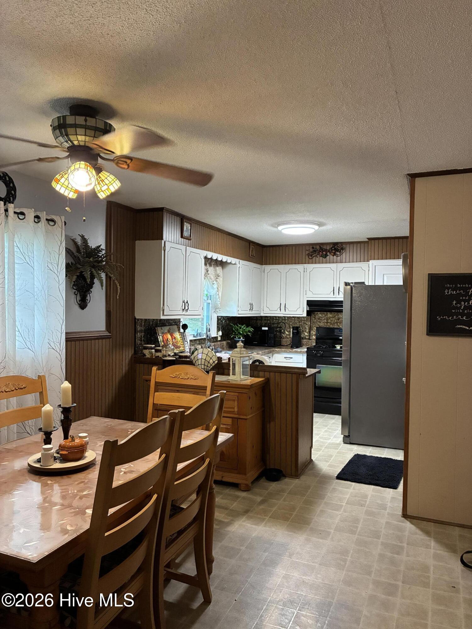 403 E Tennessee Avenue Property Photo 13