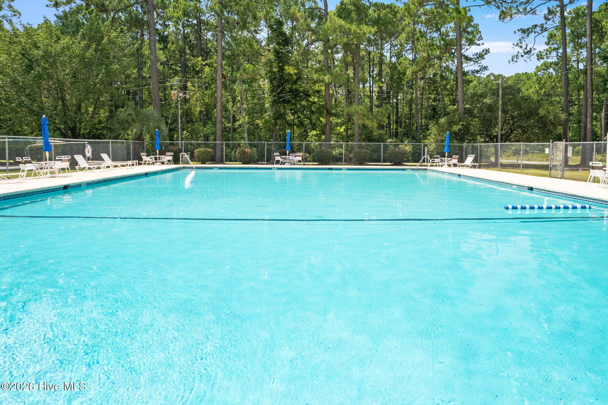 330 Shore Court Nw Property Photo 4