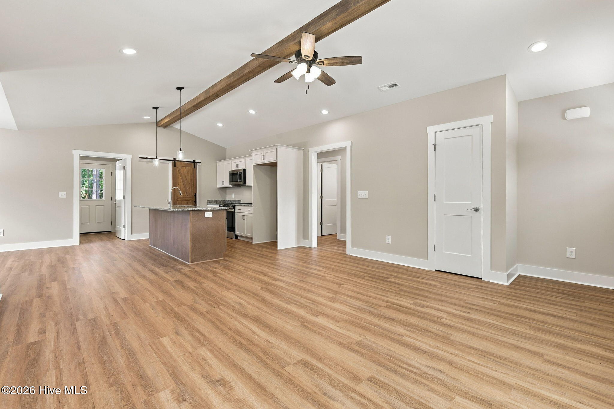 110 Park Avenue Property Photo 18