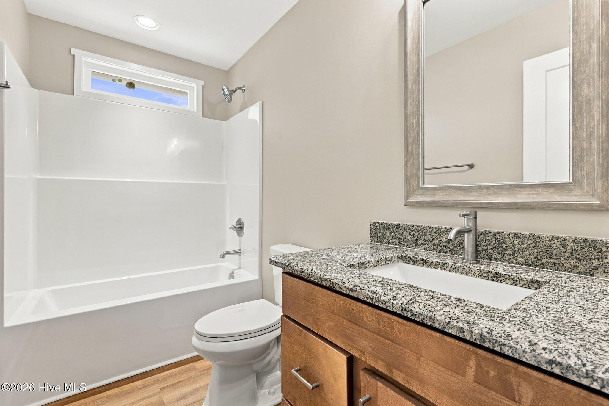 110 Park Avenue Property Photo 32