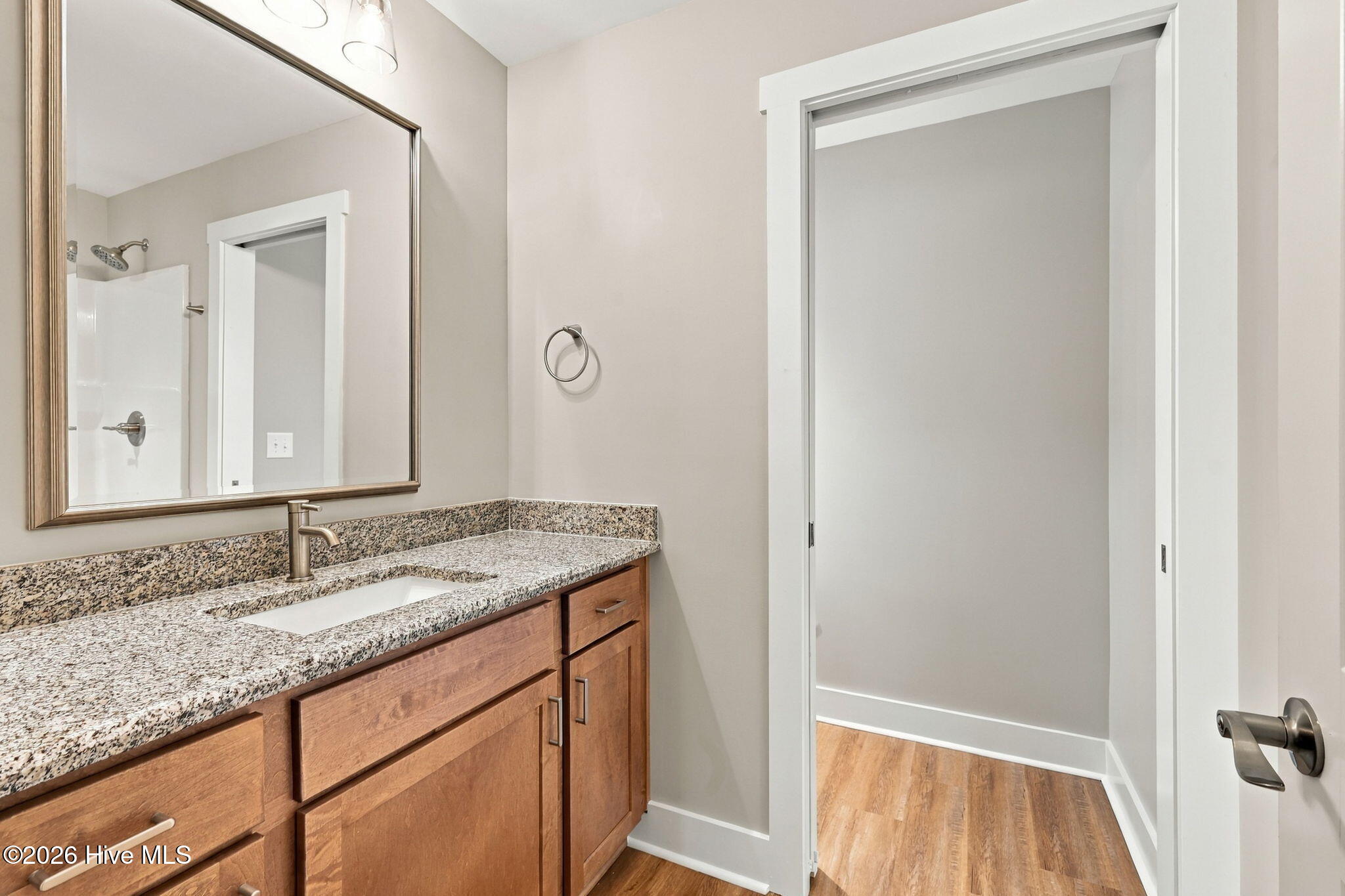 110 Park Avenue Property Photo 35